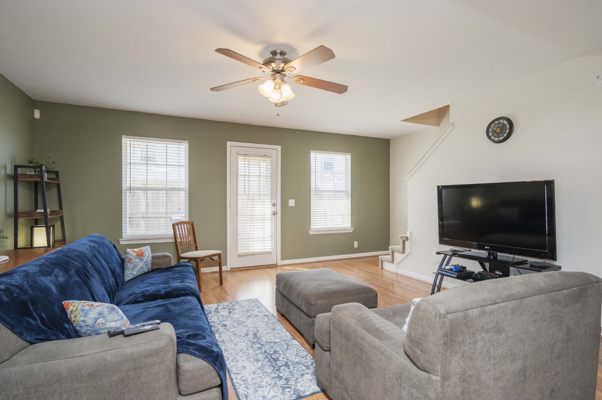 6006 Sagi Cir
