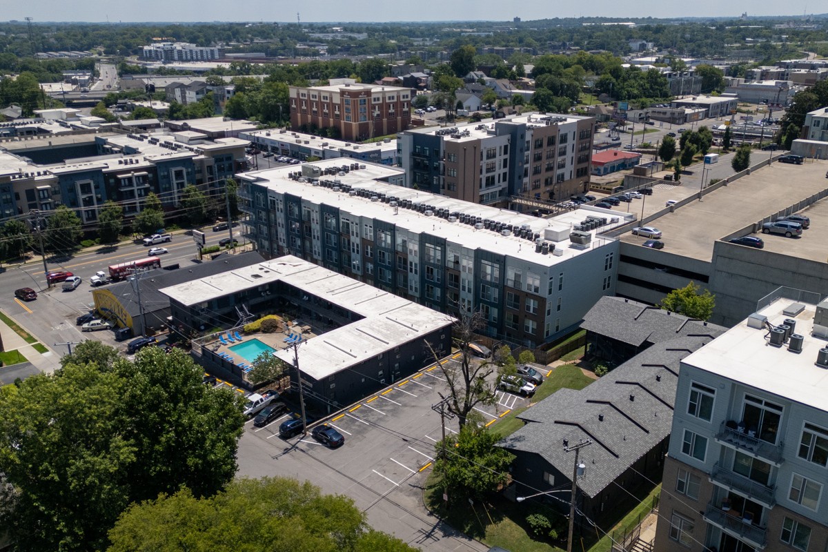 803 Hillview Hts Unit: 207