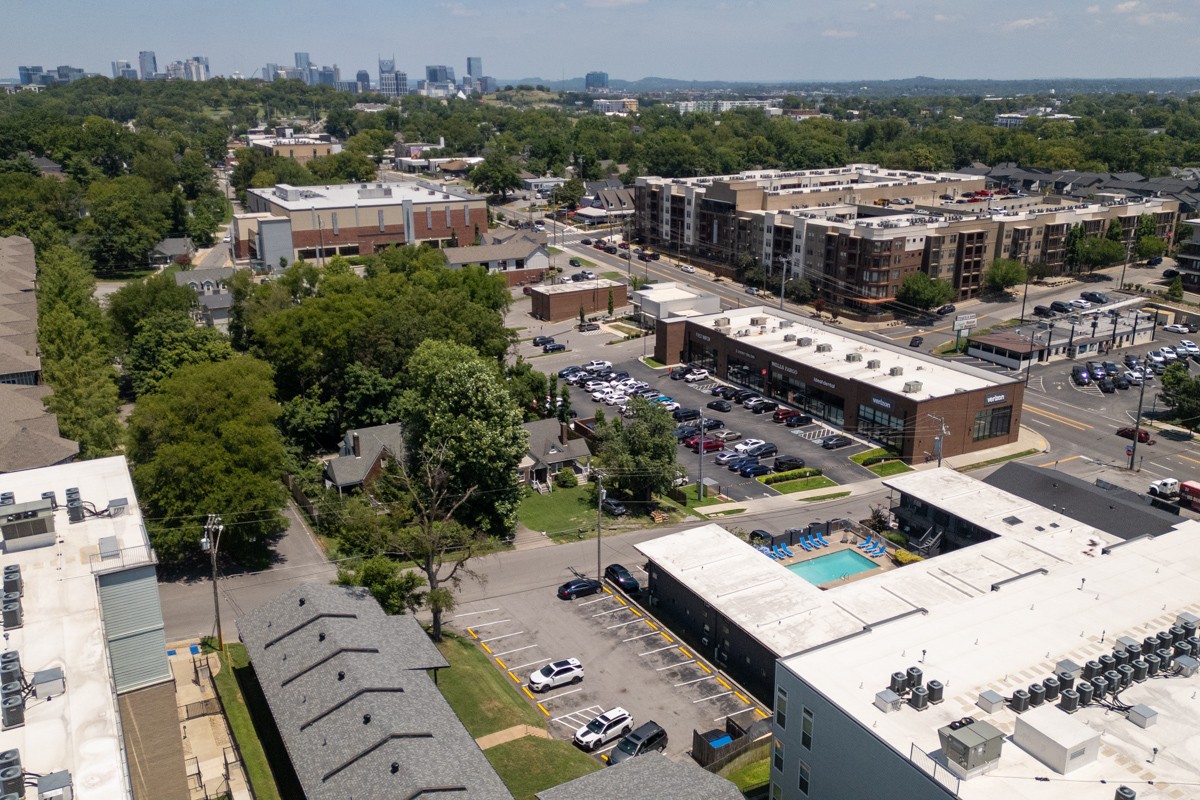 803 Hillview Hts Unit: 207