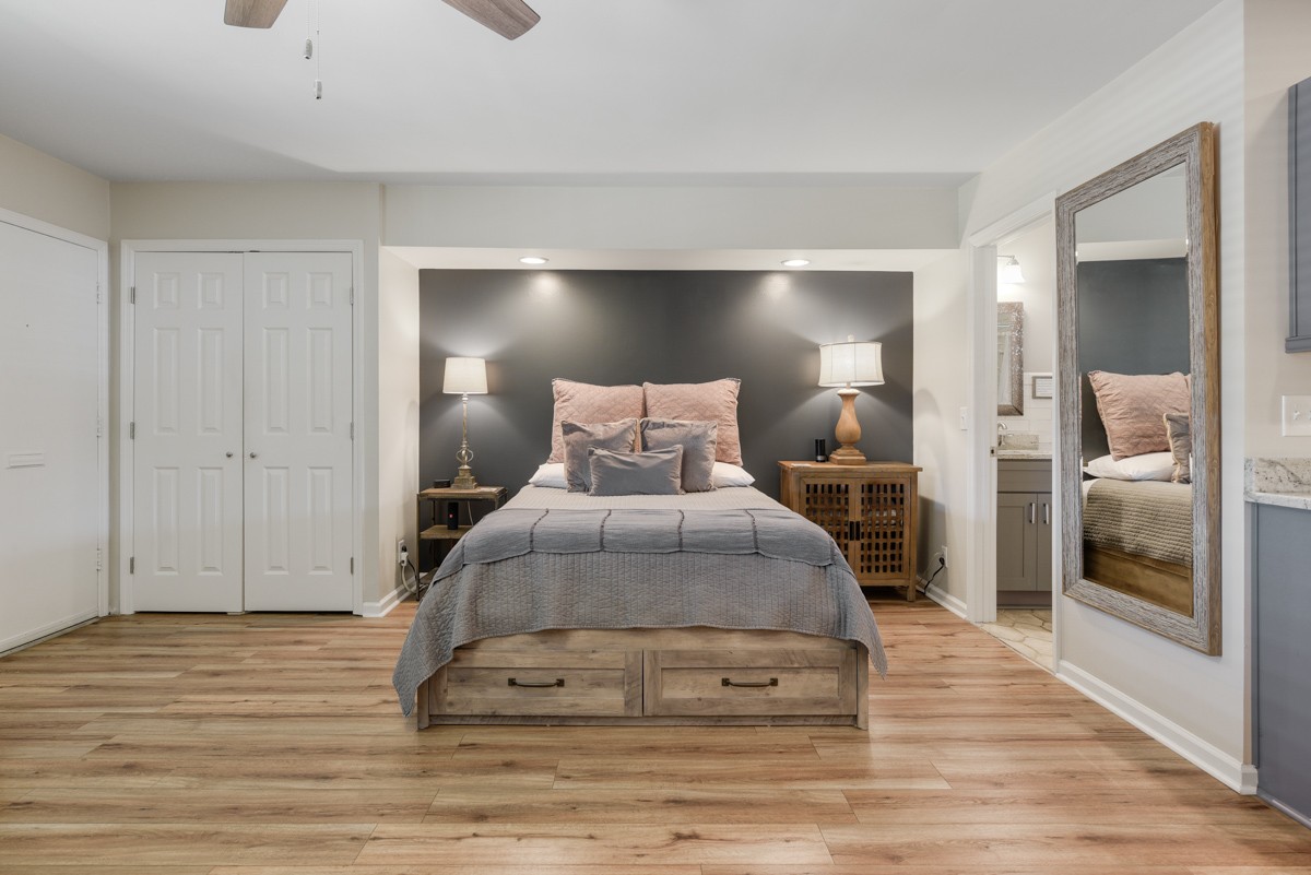 803 Hillview Hts Unit: 207