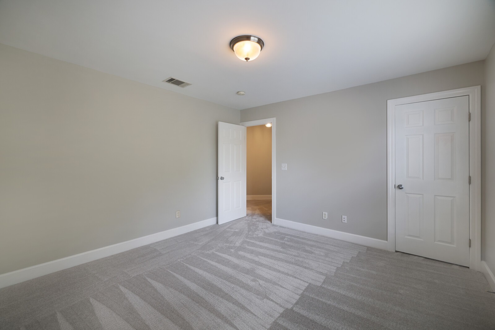 220 Springhaven Ct