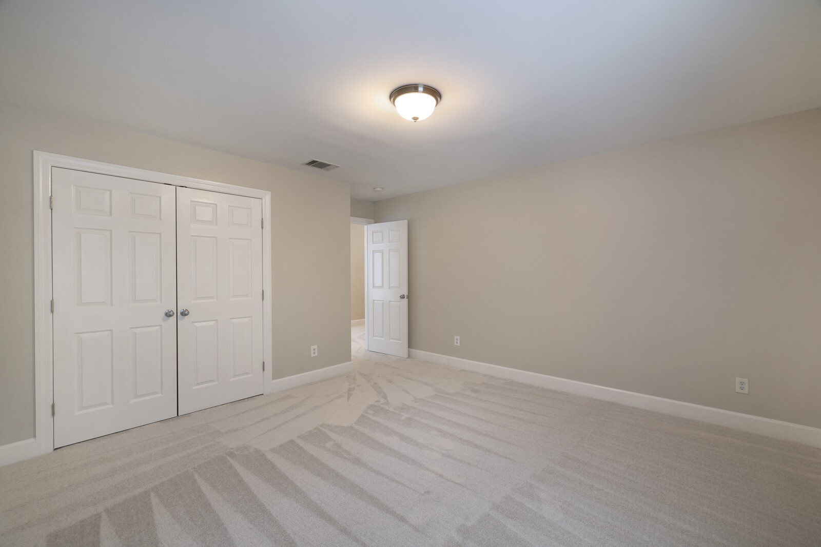 220 Springhaven Ct