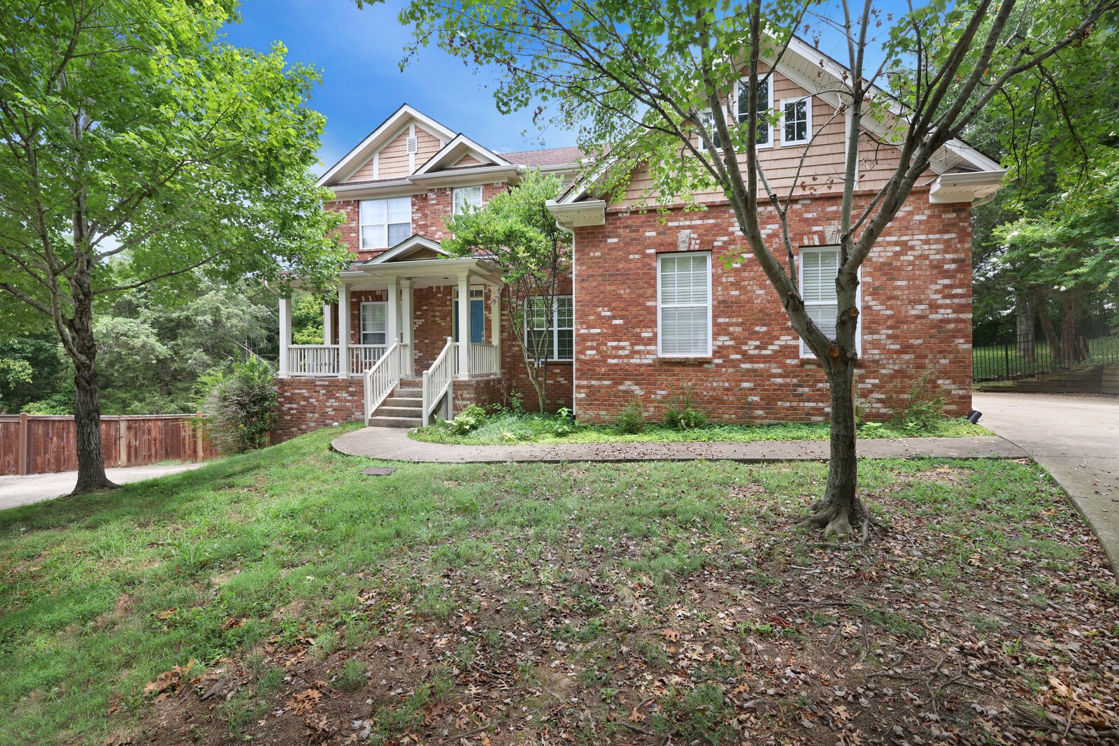 220 Springhaven Ct