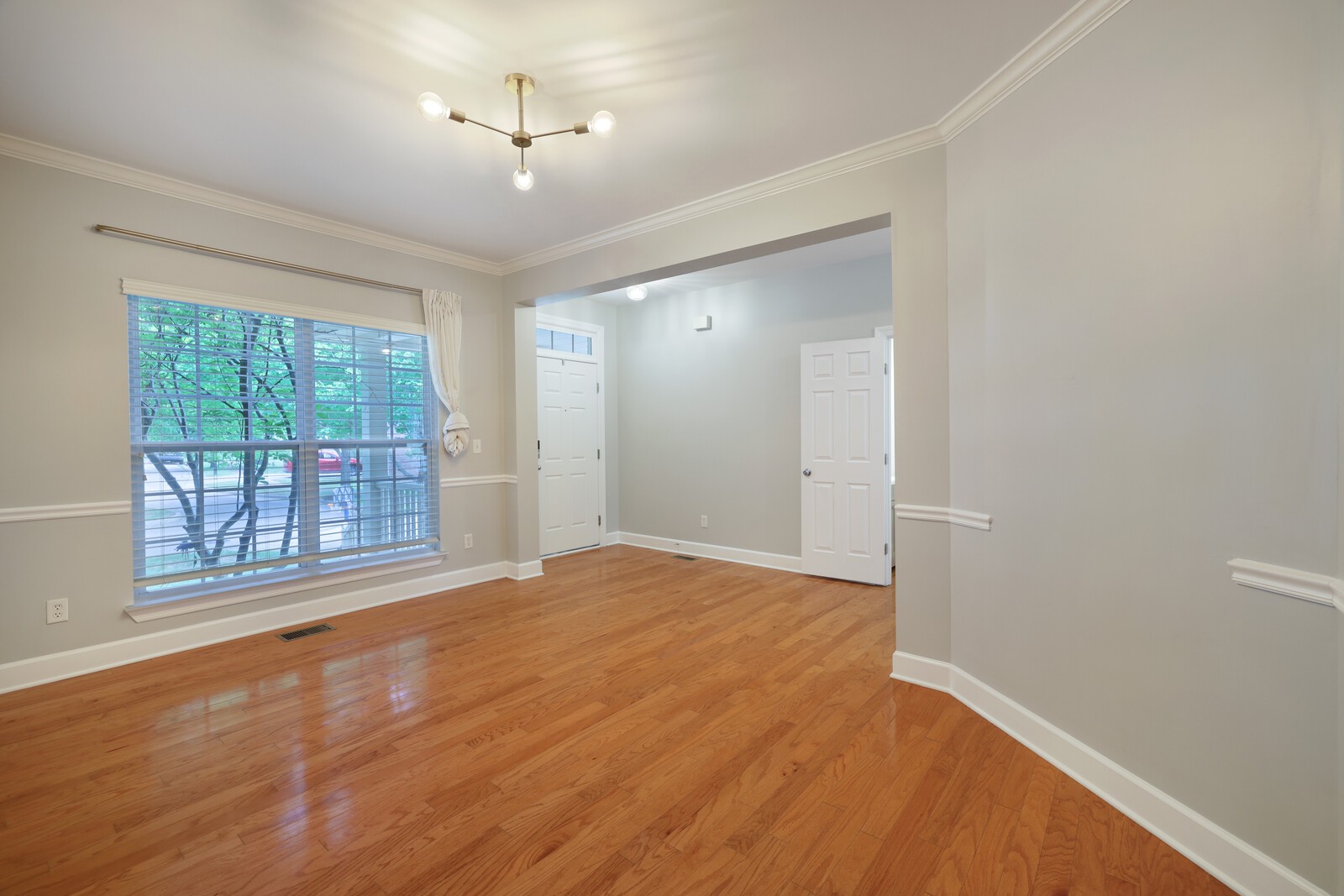 220 Springhaven Ct