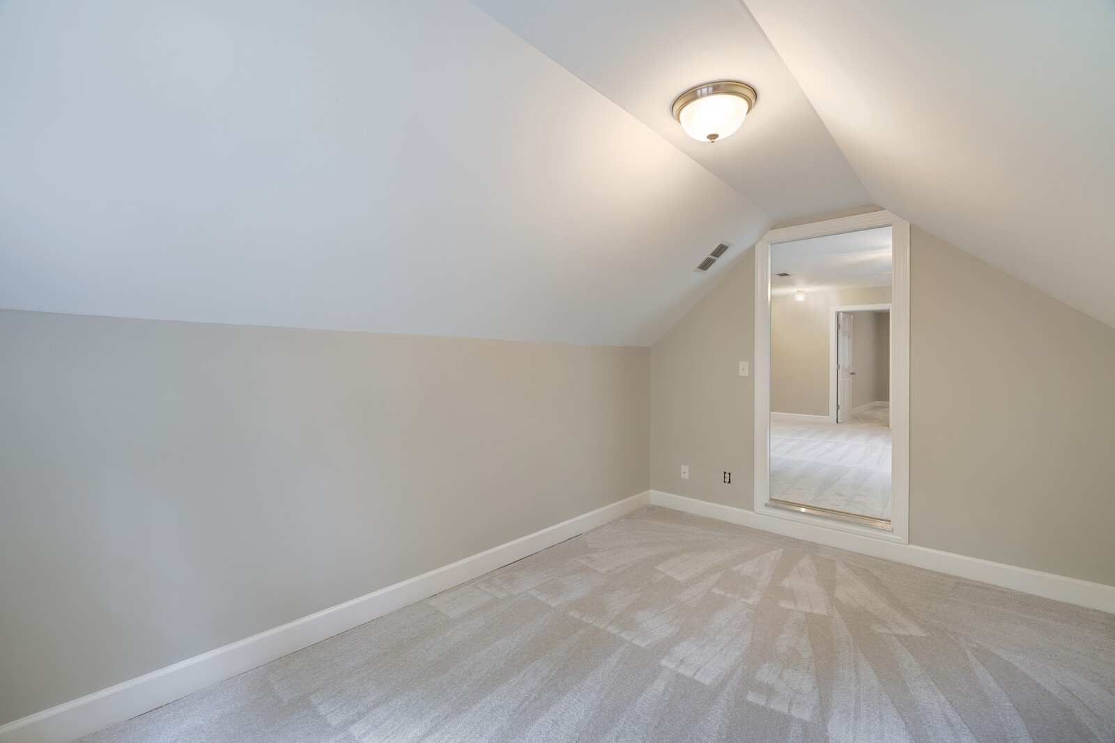 220 Springhaven Ct