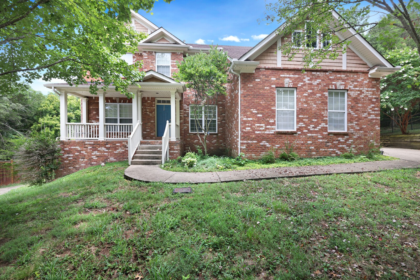 220 Springhaven Ct