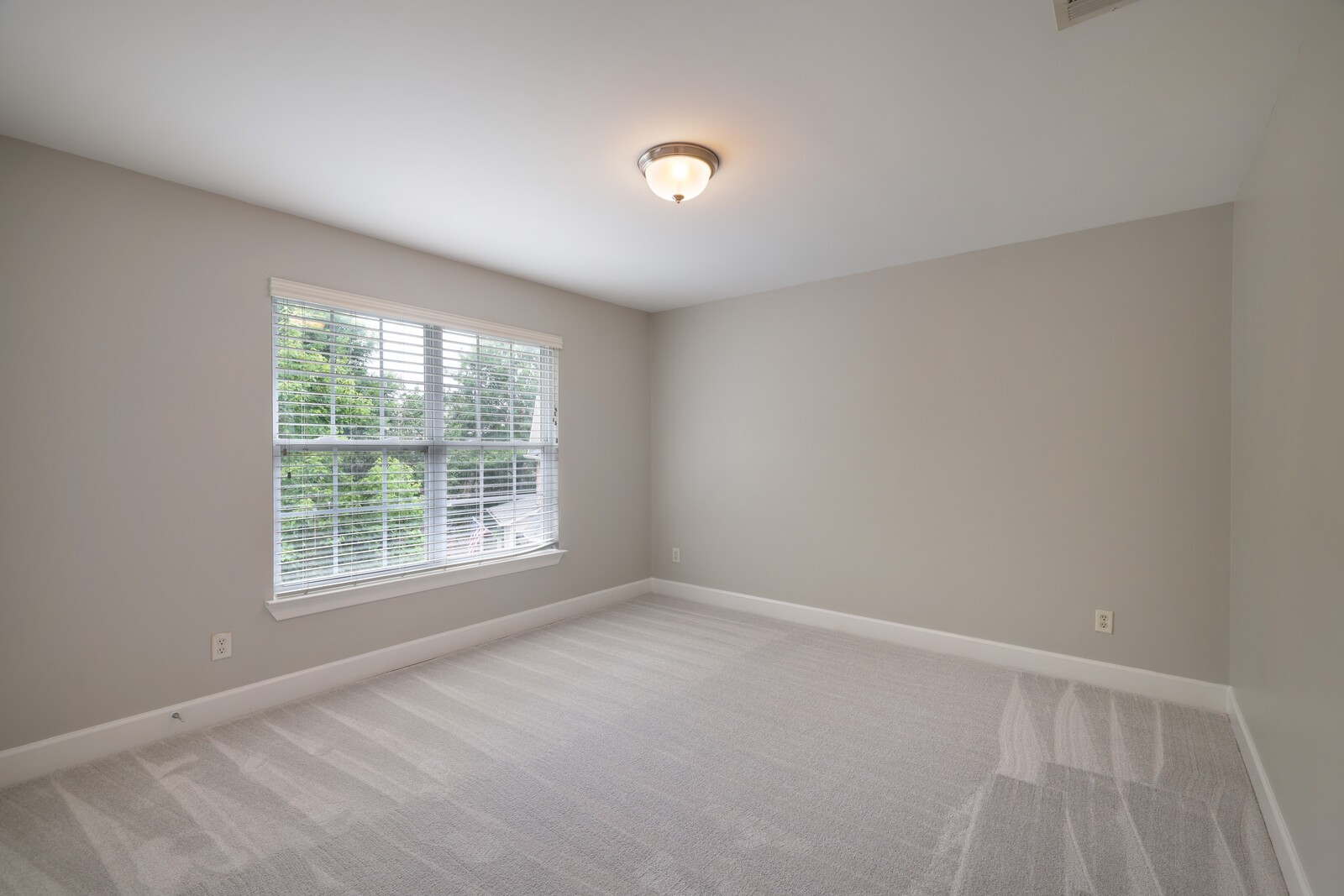 220 Springhaven Ct