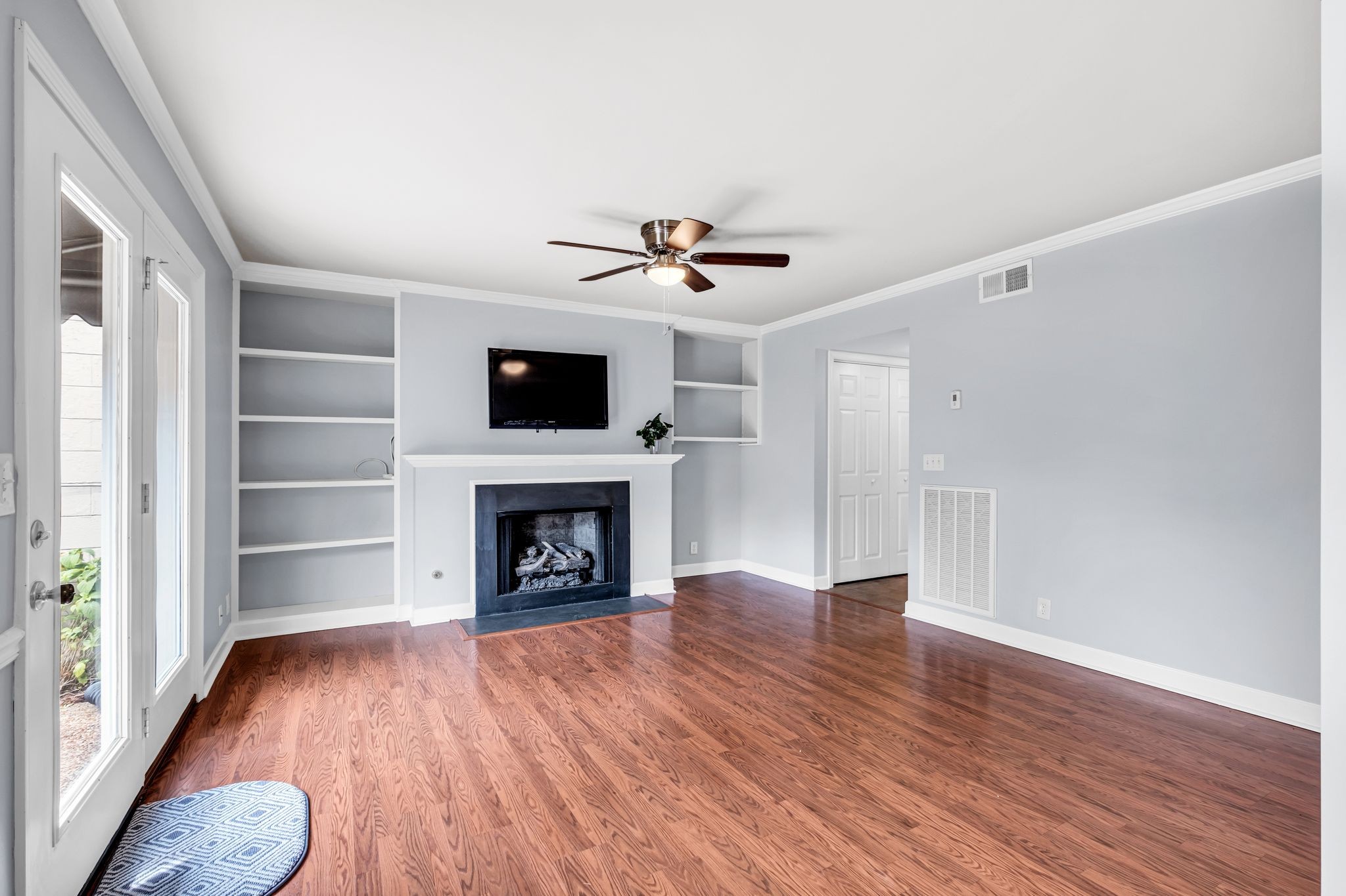307 Plantation Ct