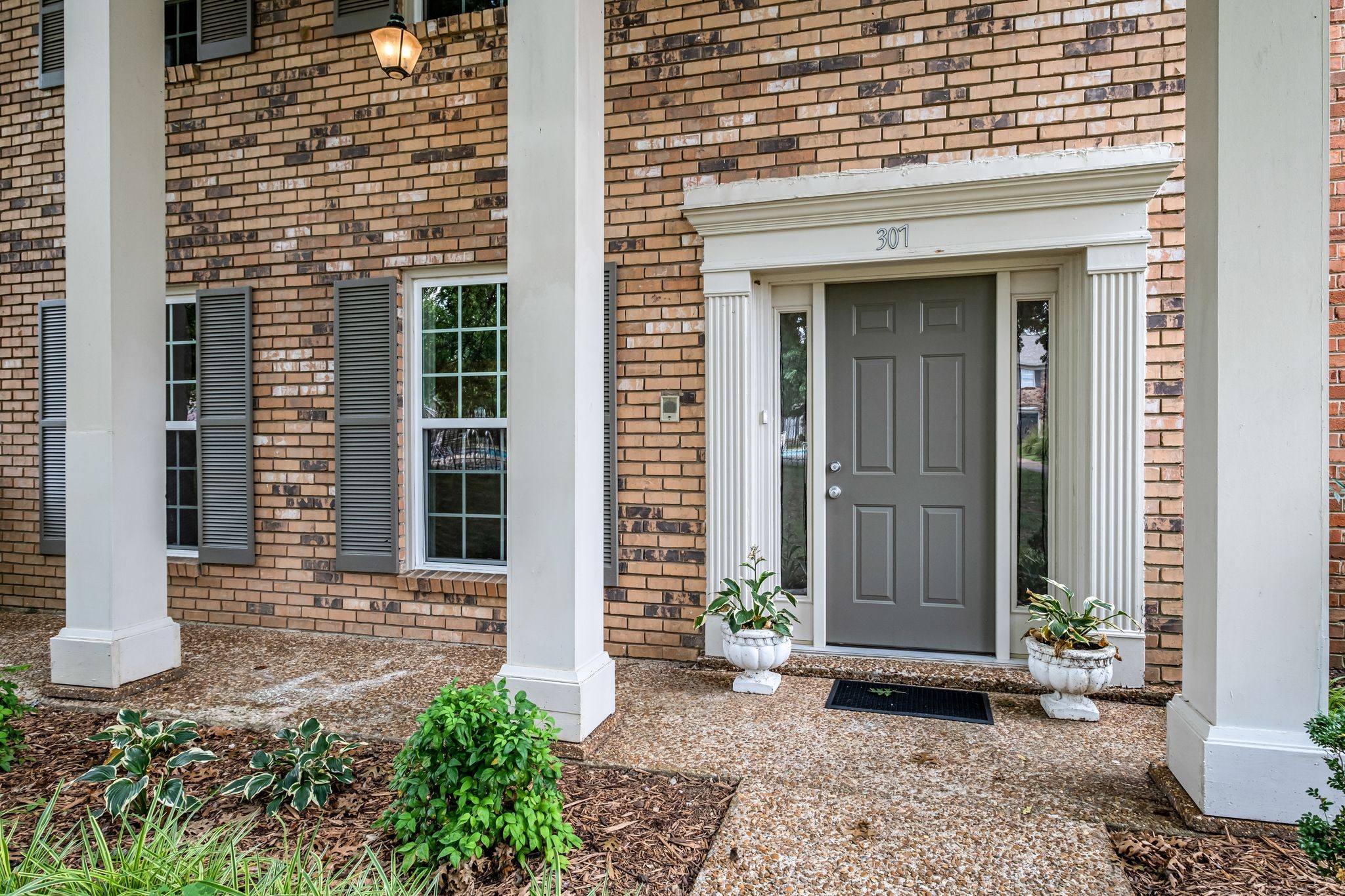 307 Plantation Ct
