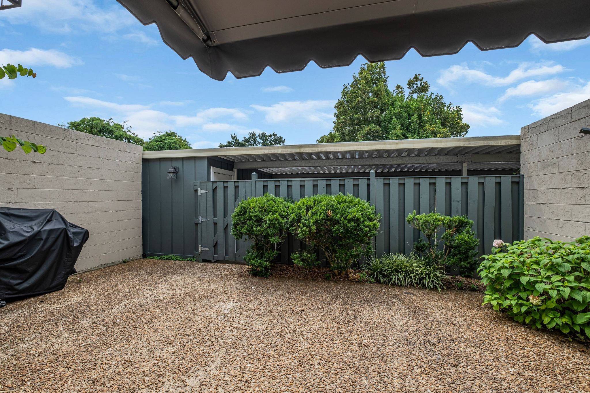 307 Plantation Ct