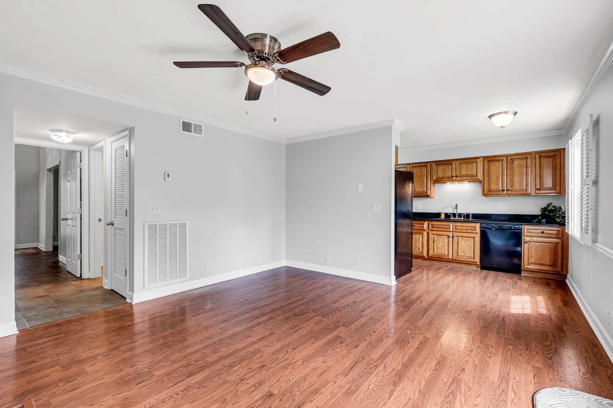 307 Plantation Ct