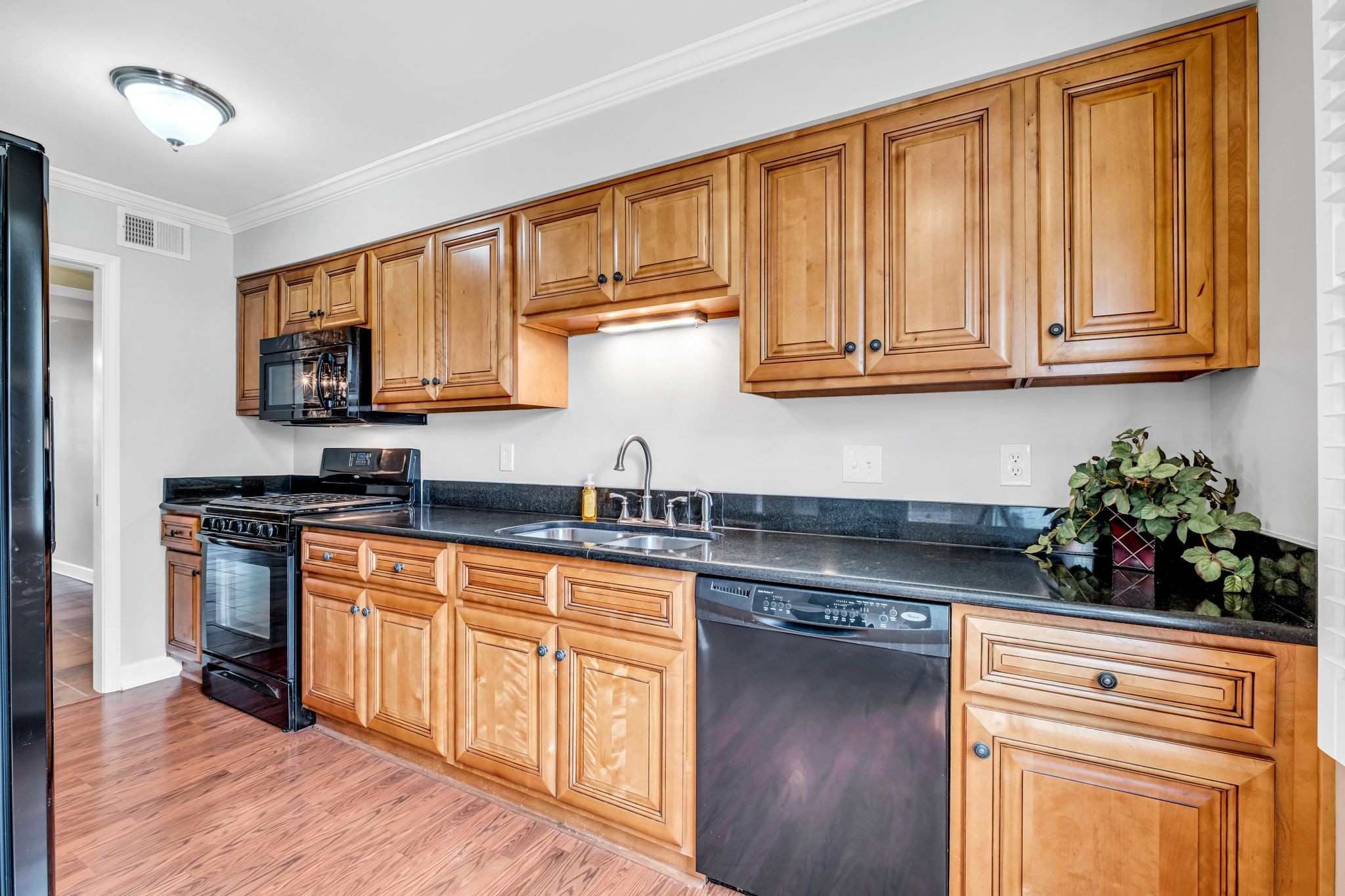 307 Plantation Ct