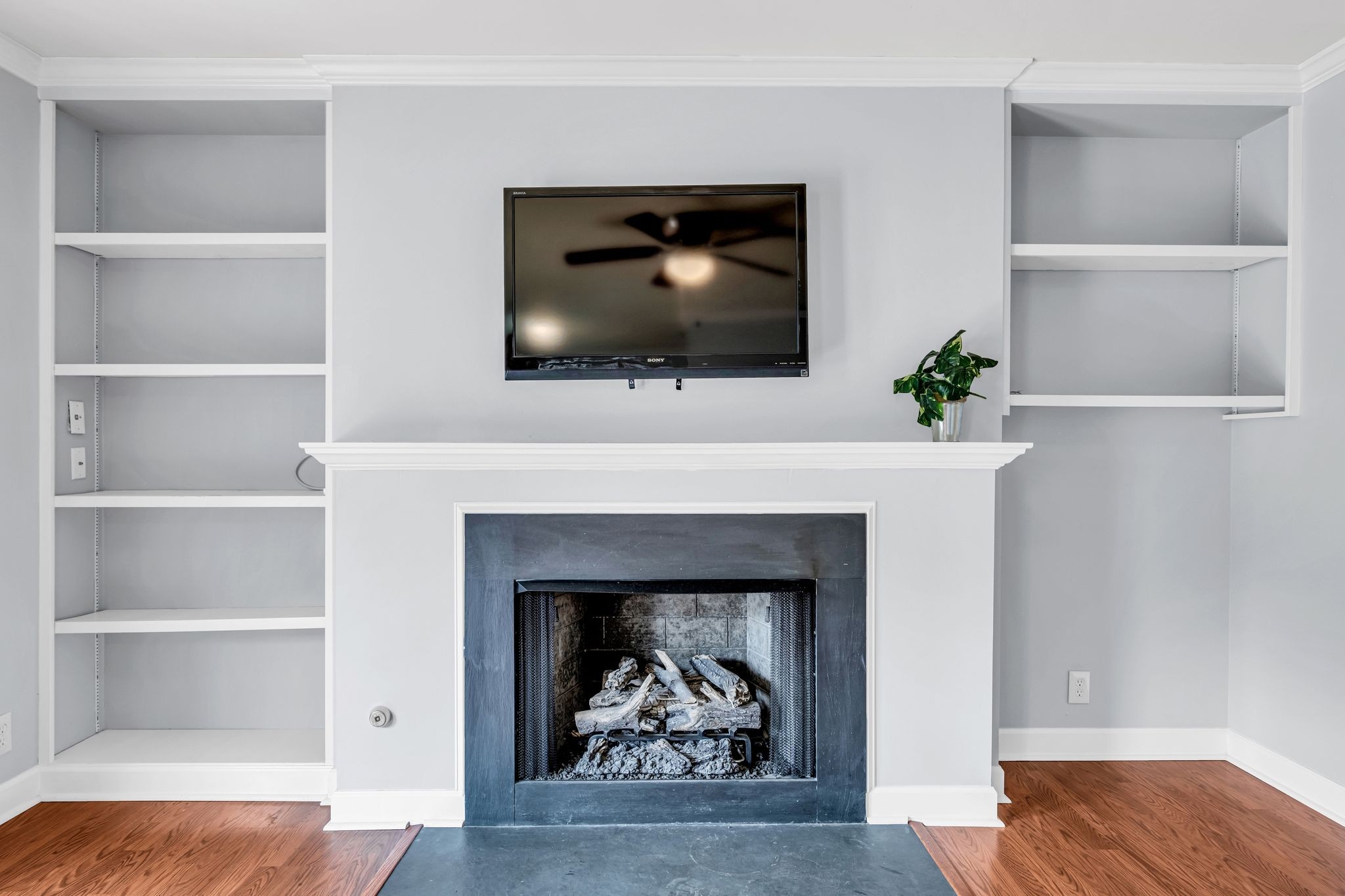 307 Plantation Ct