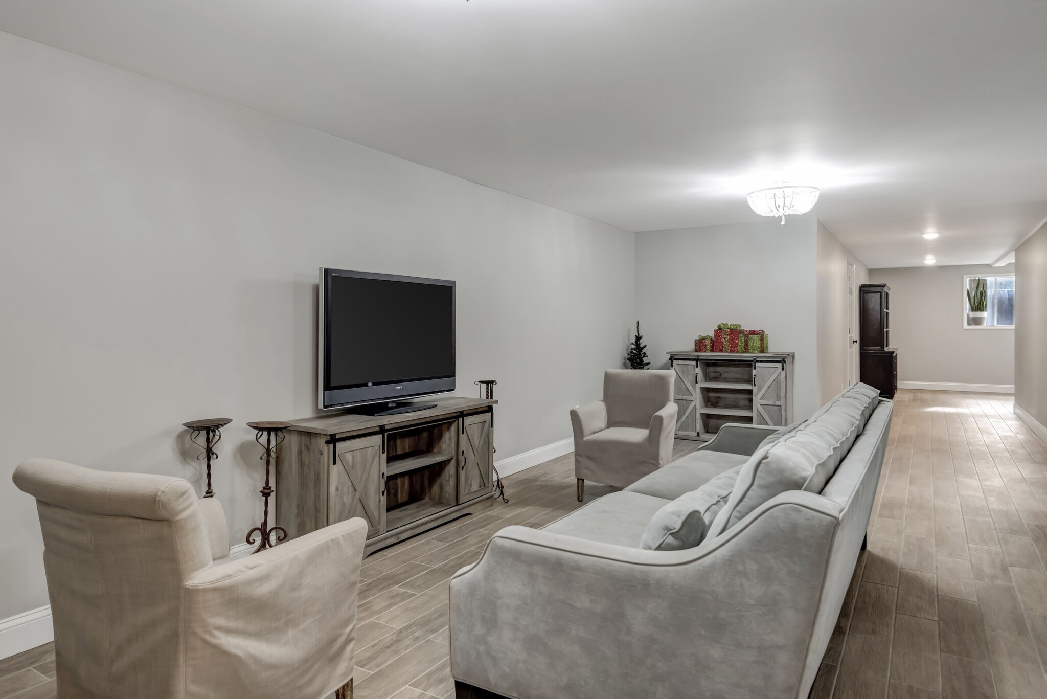 7436 River Road Pike