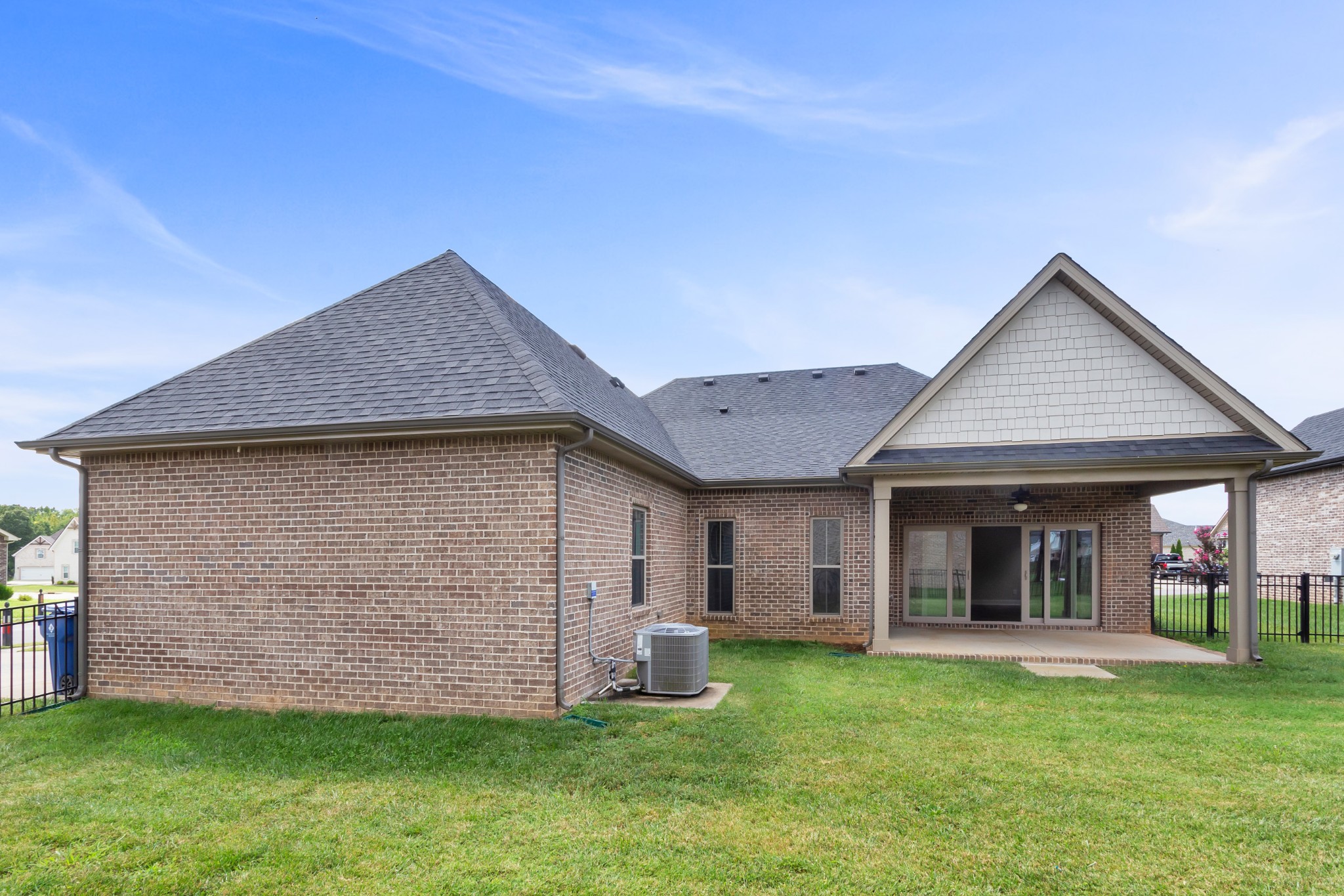 1440 Ella Lane