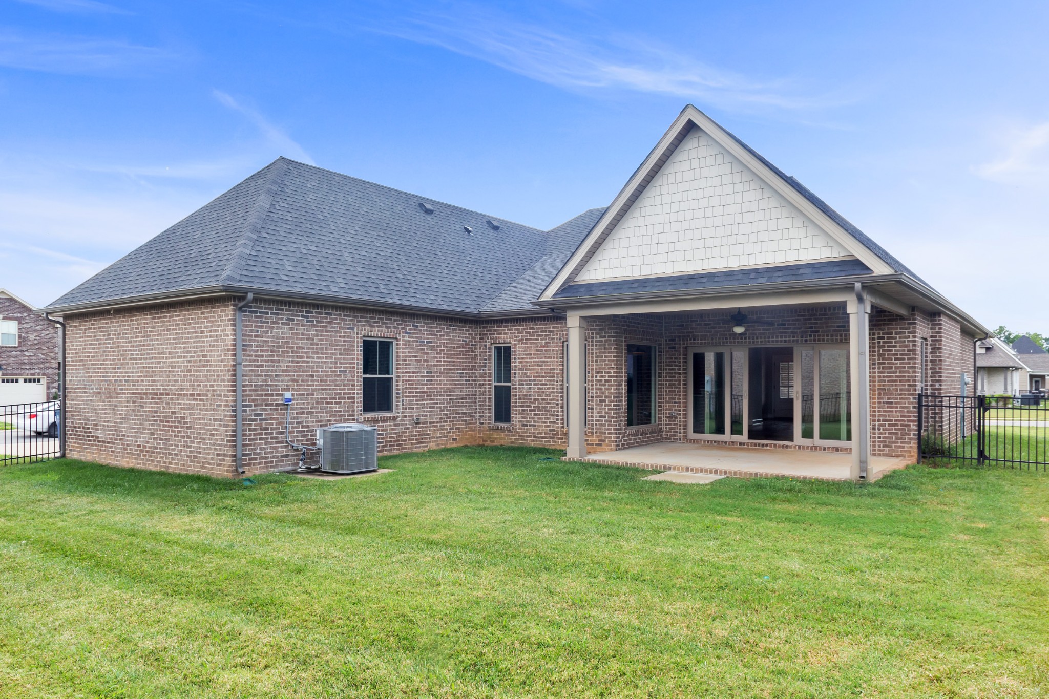 1440 Ella Lane