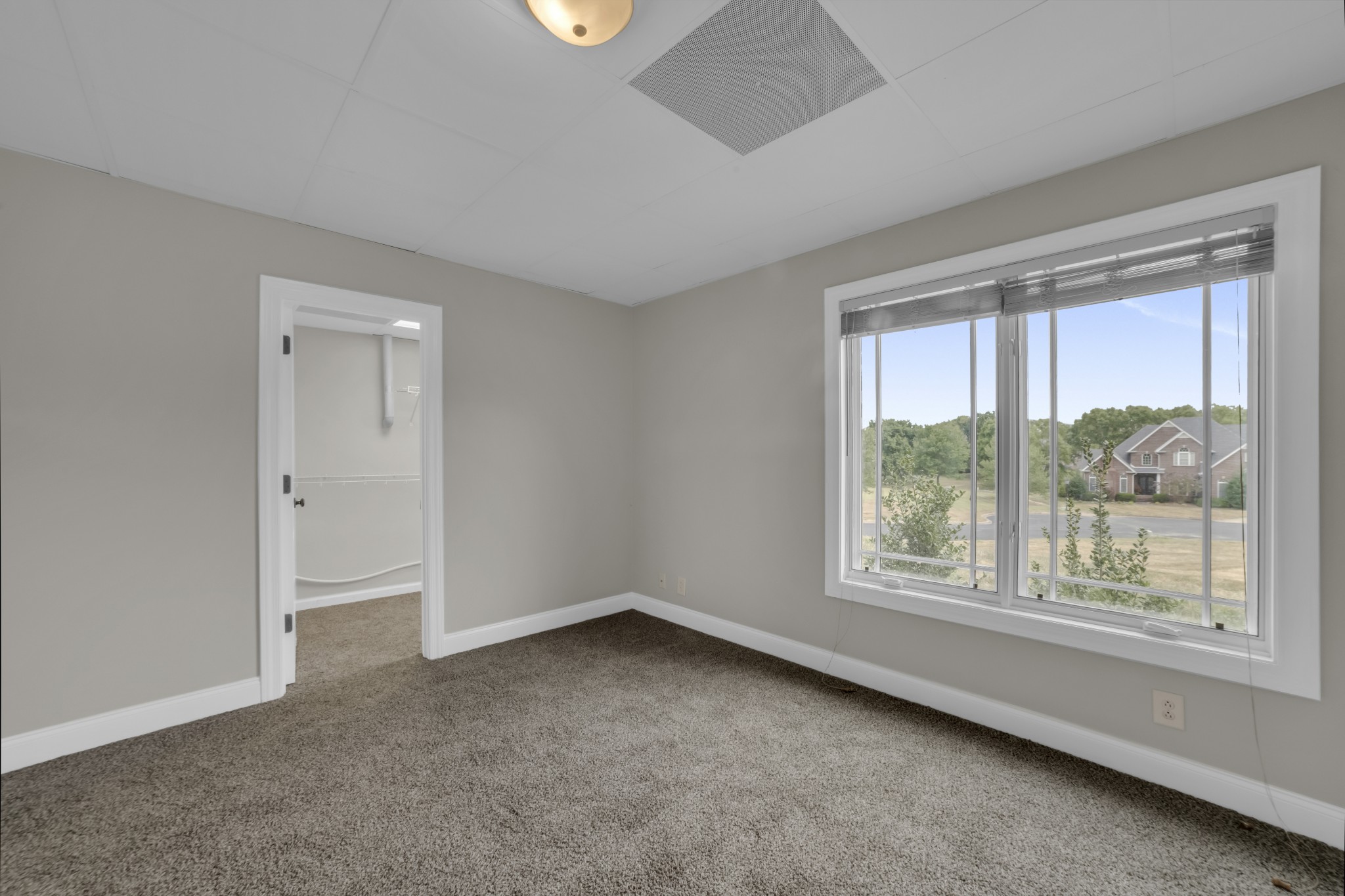 2848 Carriage Way