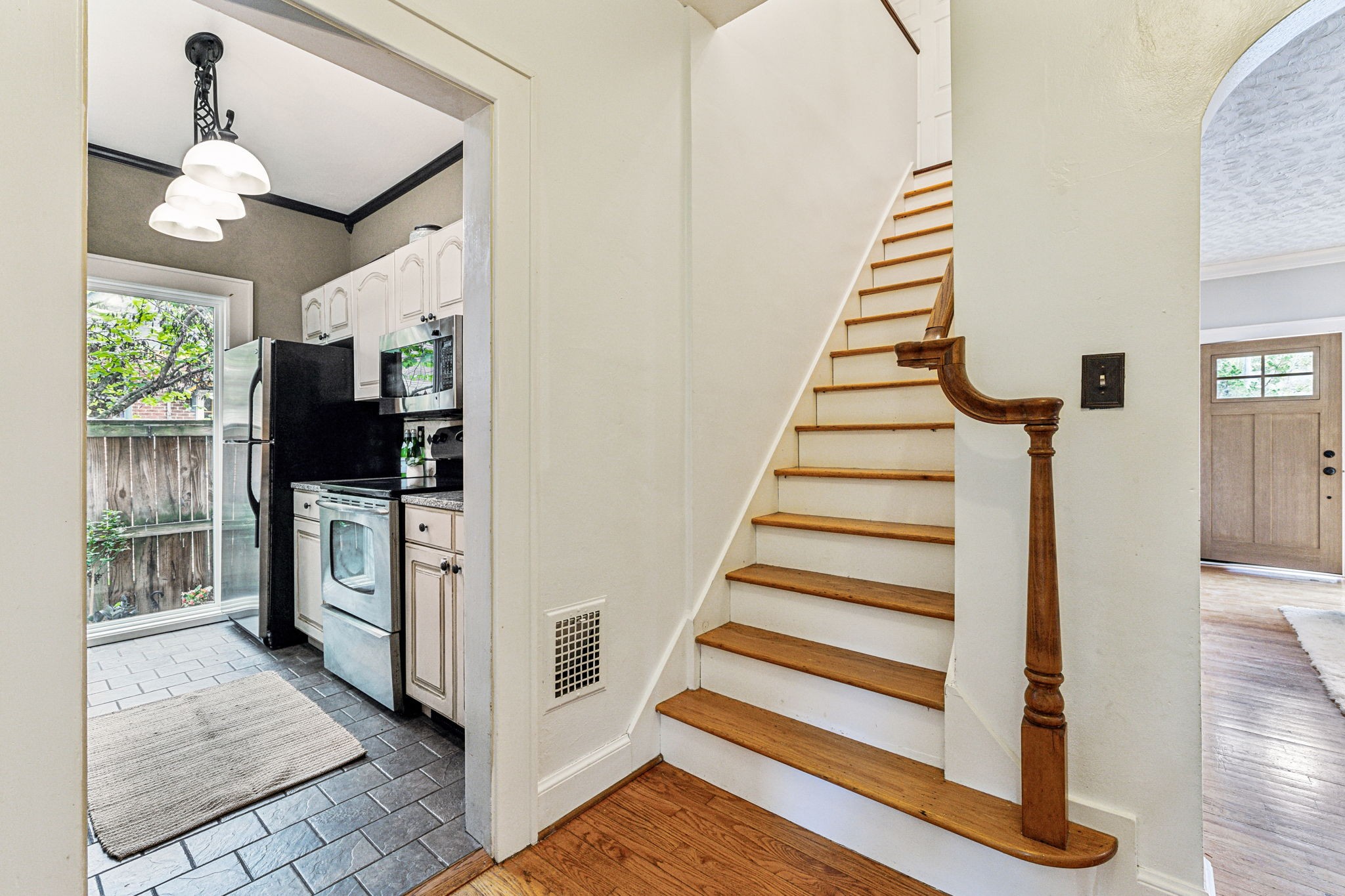 1305 Norvel Ave