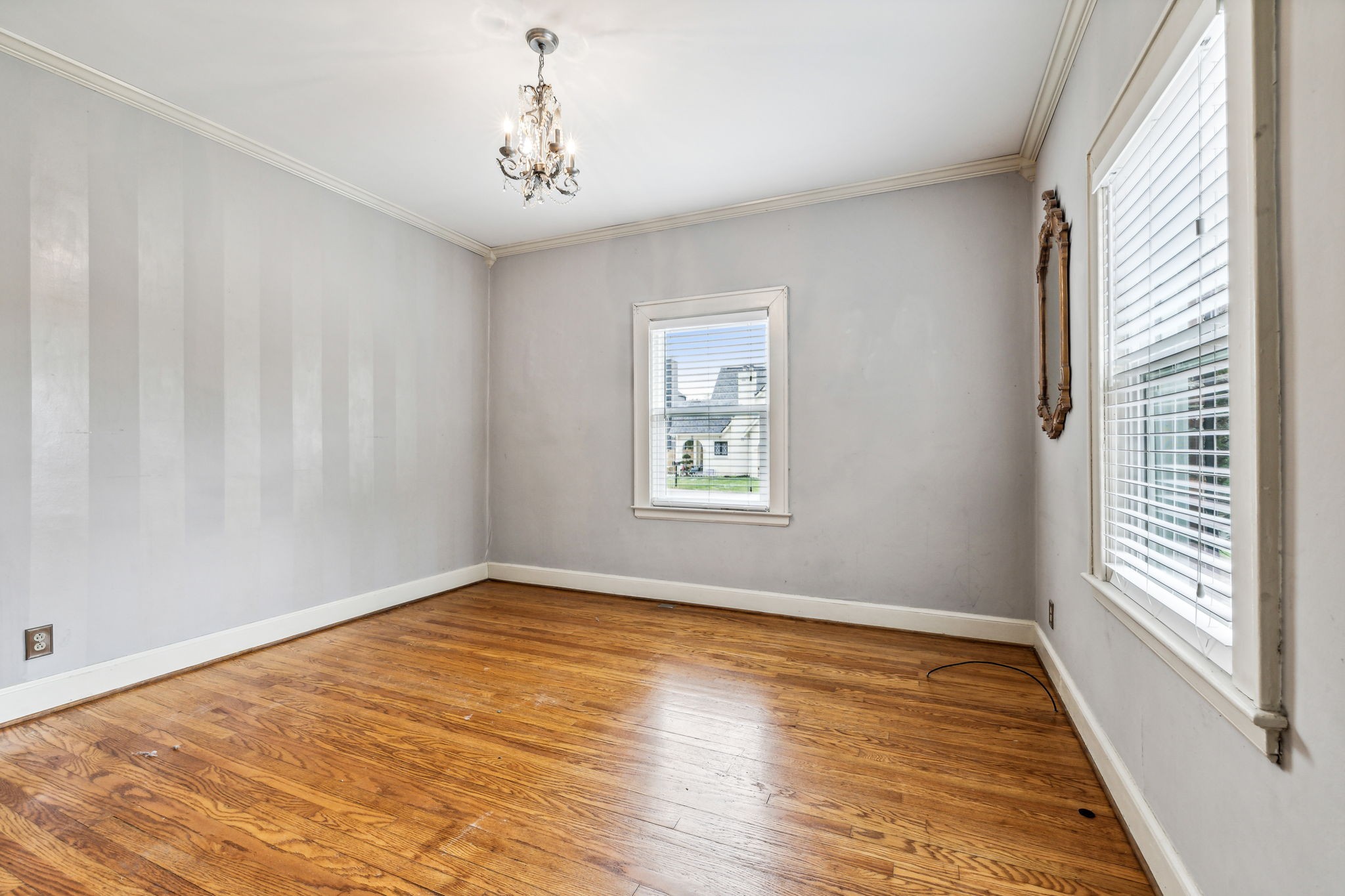 1305 Norvel Ave
