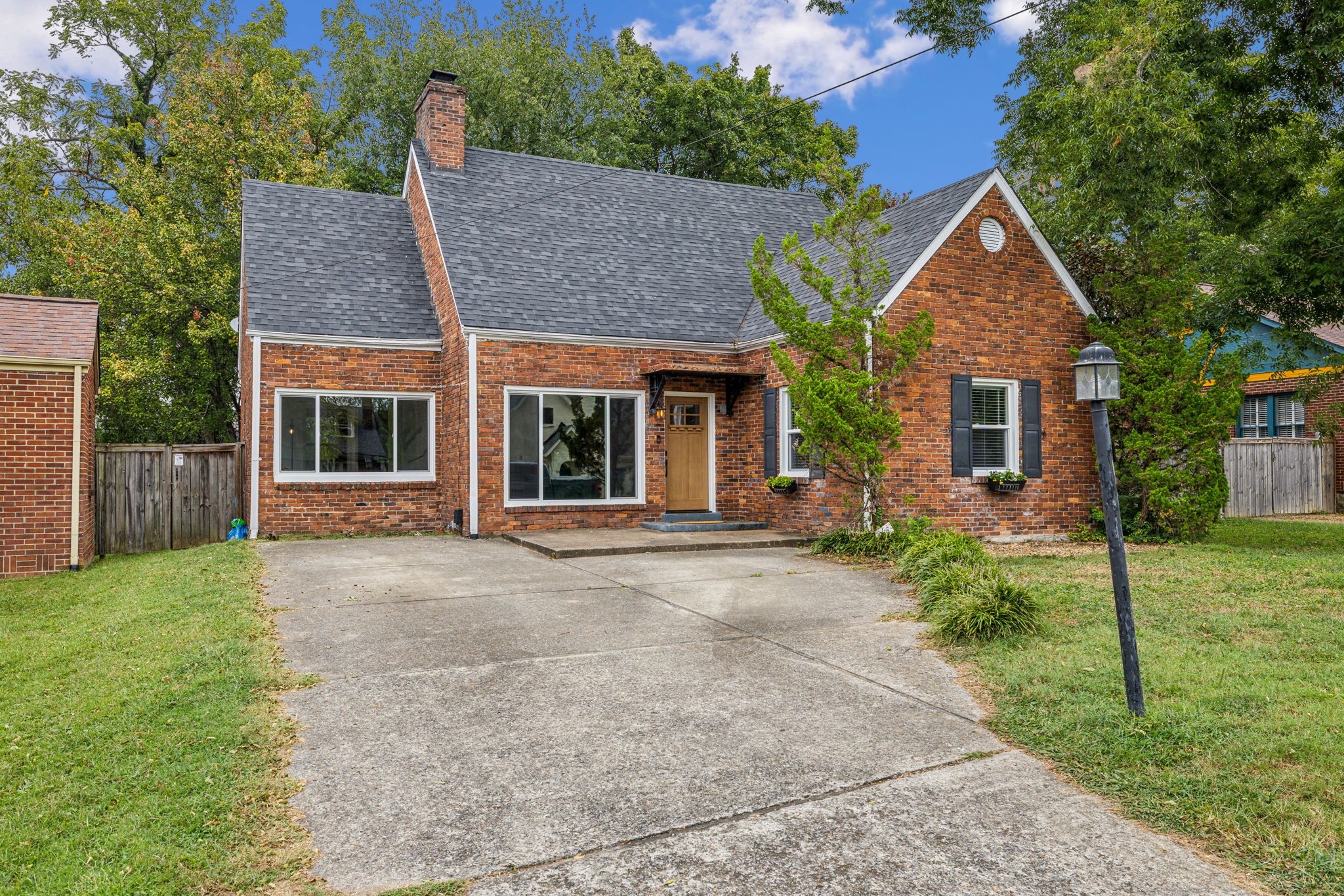1305 Norvel Ave