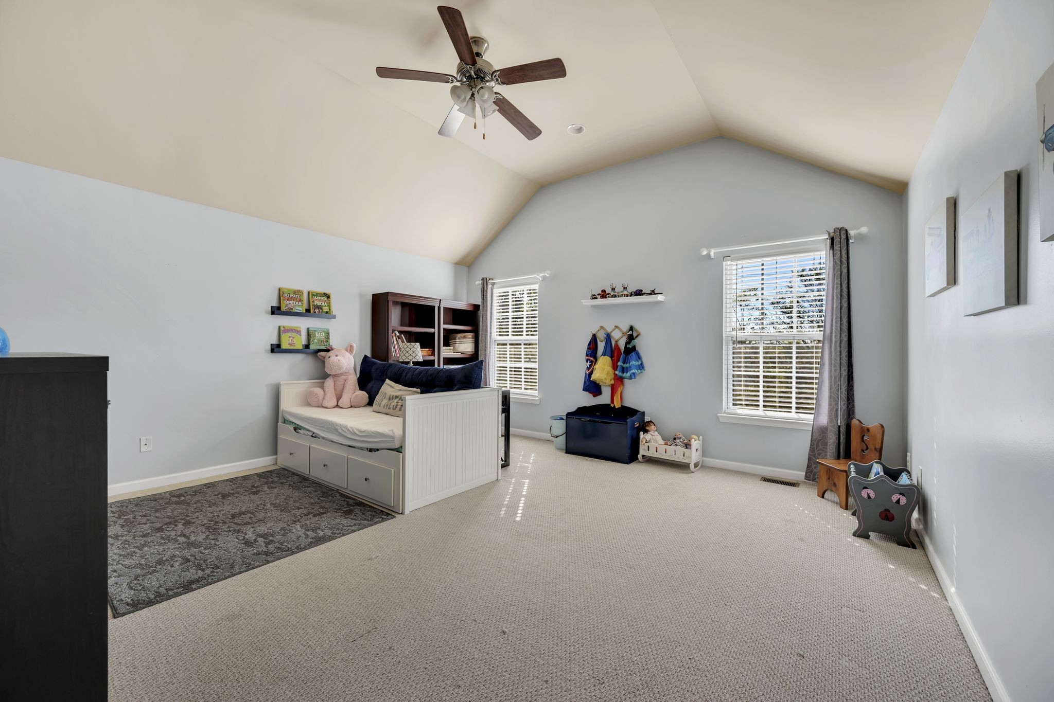 7131 Riverfront Dr