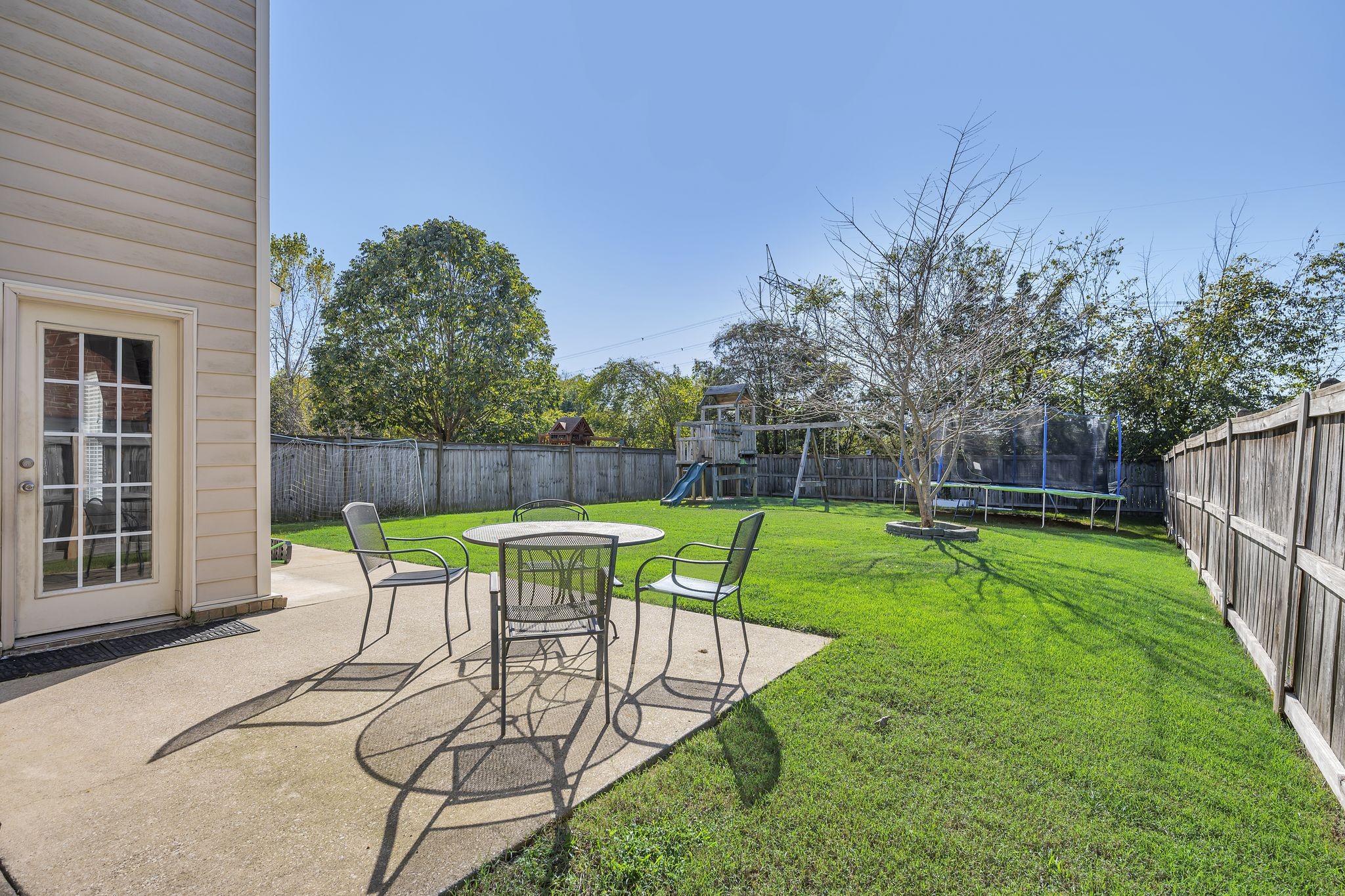 7131 Riverfront Dr