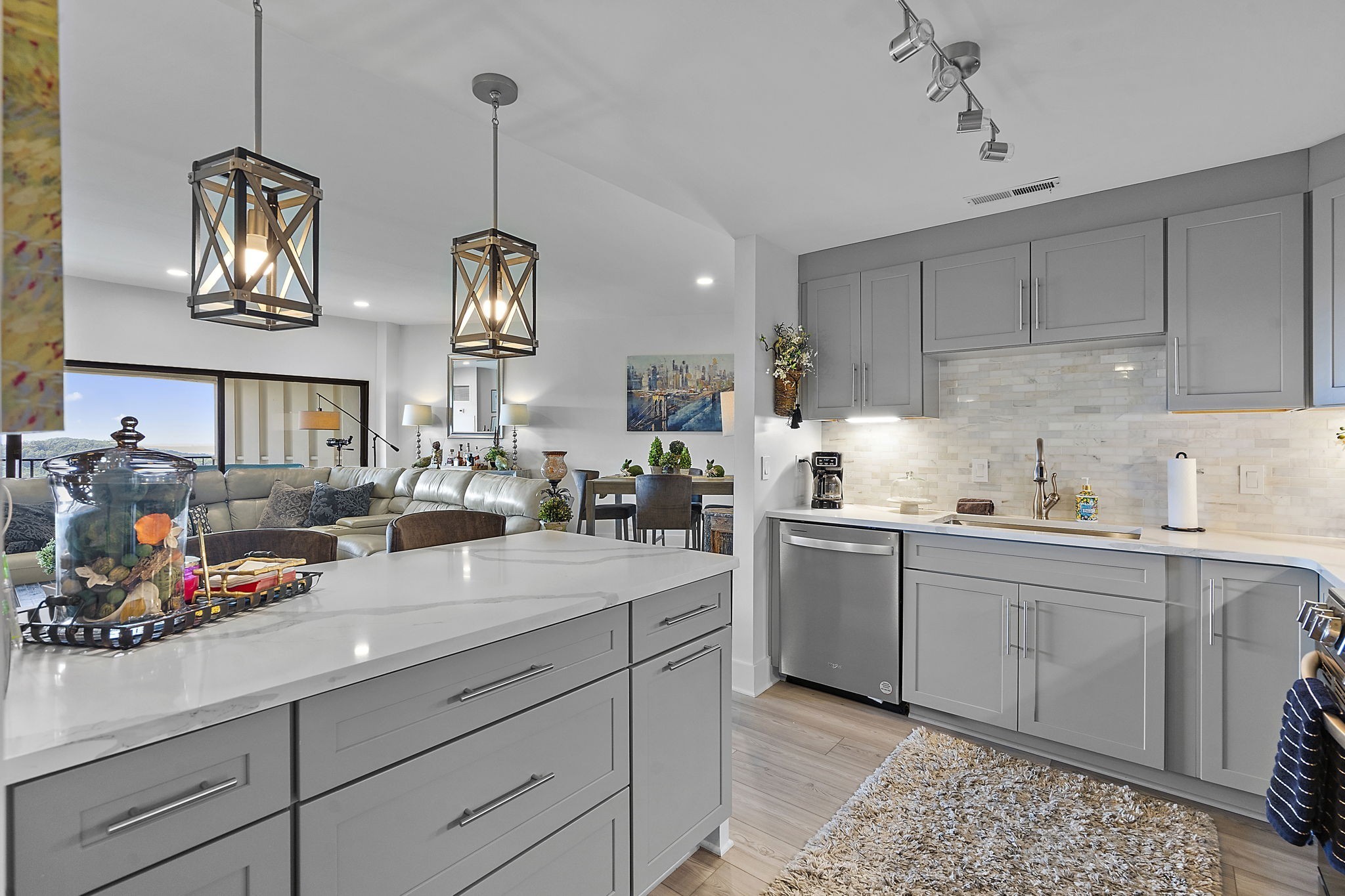 6666 Brookmont Ter Unit: 1202