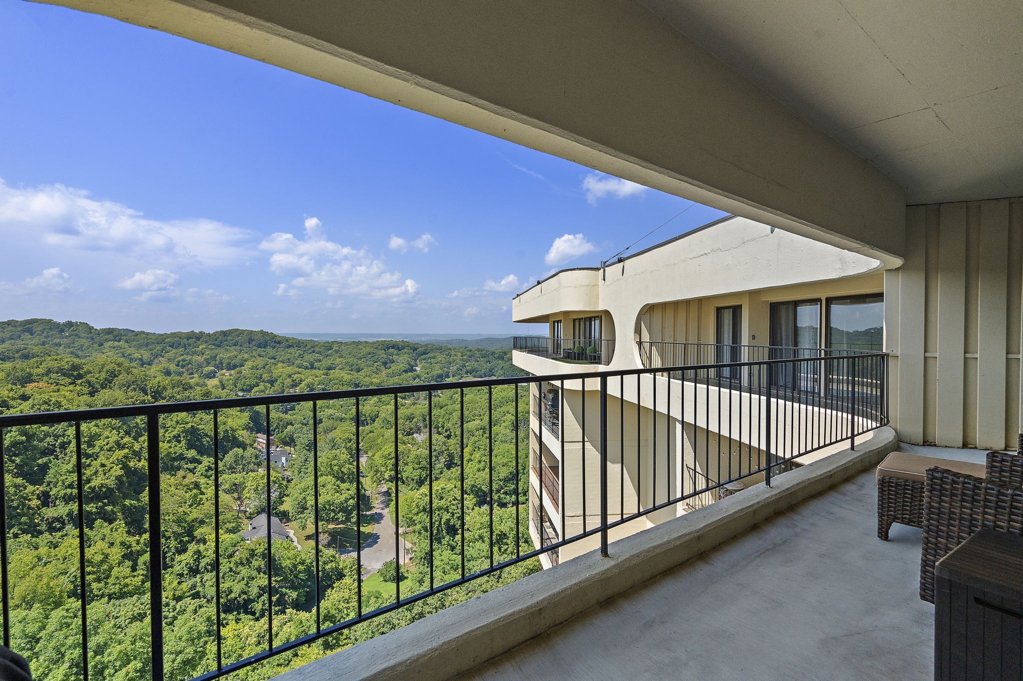 6666 Brookmont Ter Unit: 1202