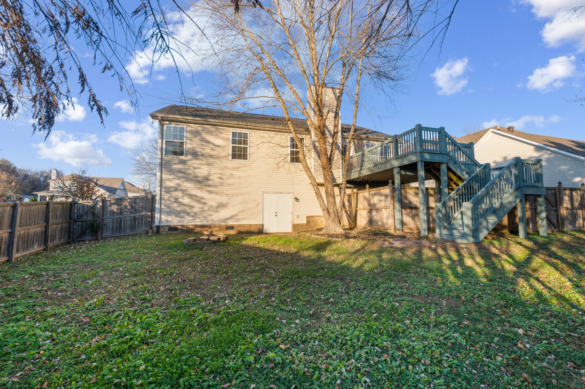 2217 Dewey Dr