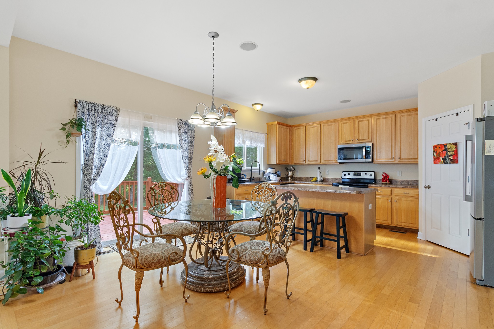 7424 Riverfront Dr