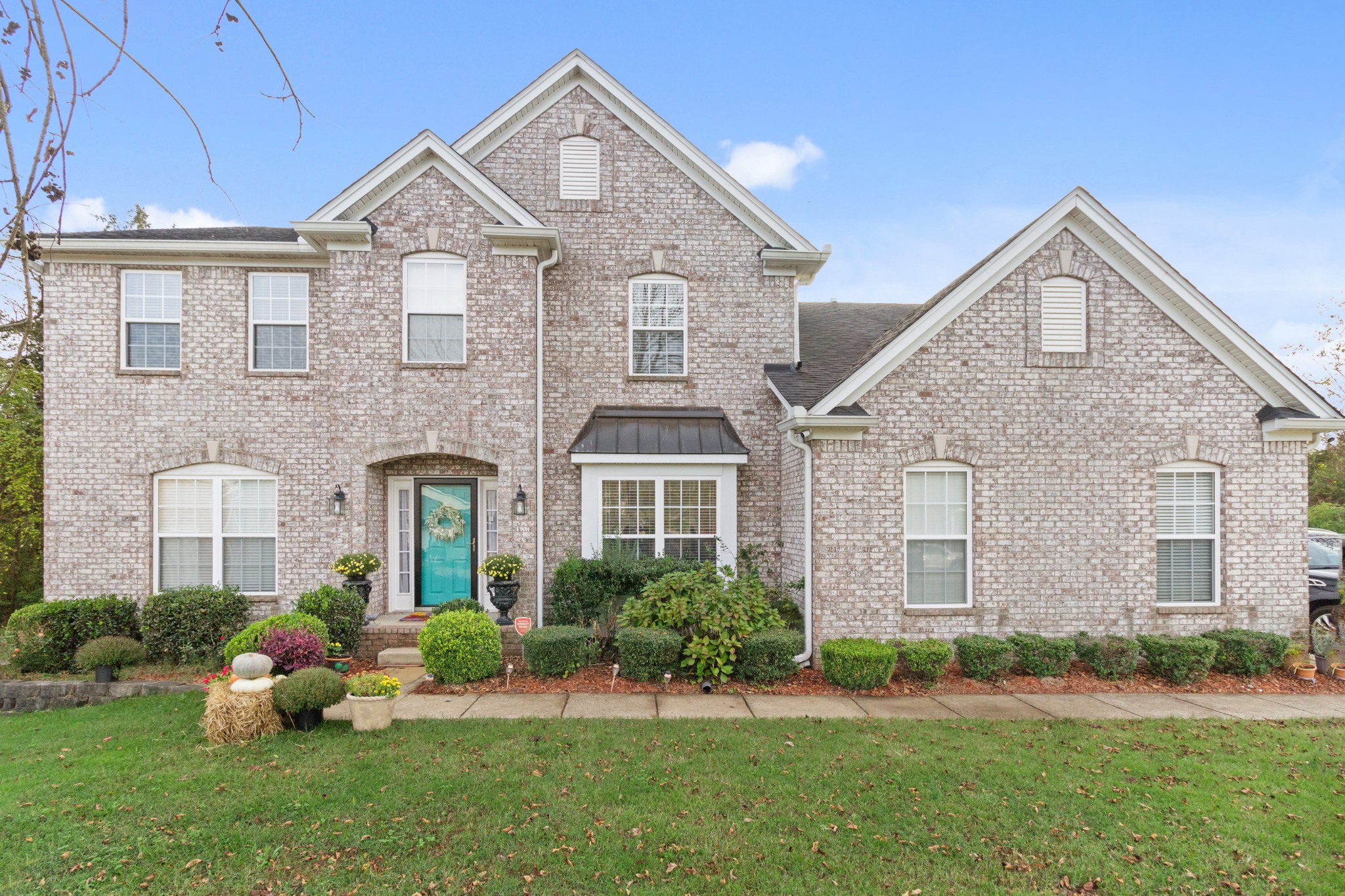 7424 Riverfront Dr