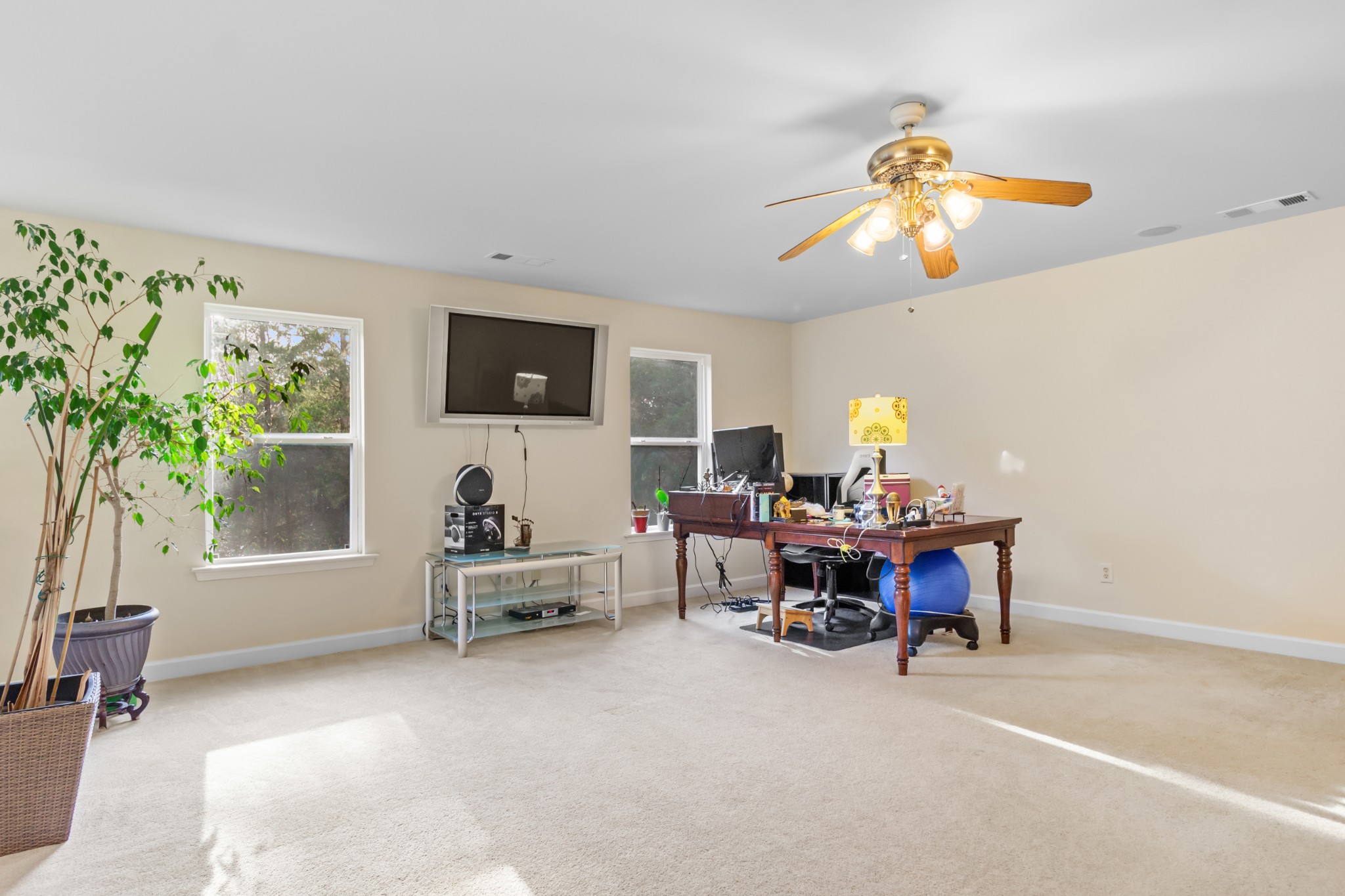 7424 Riverfront Dr