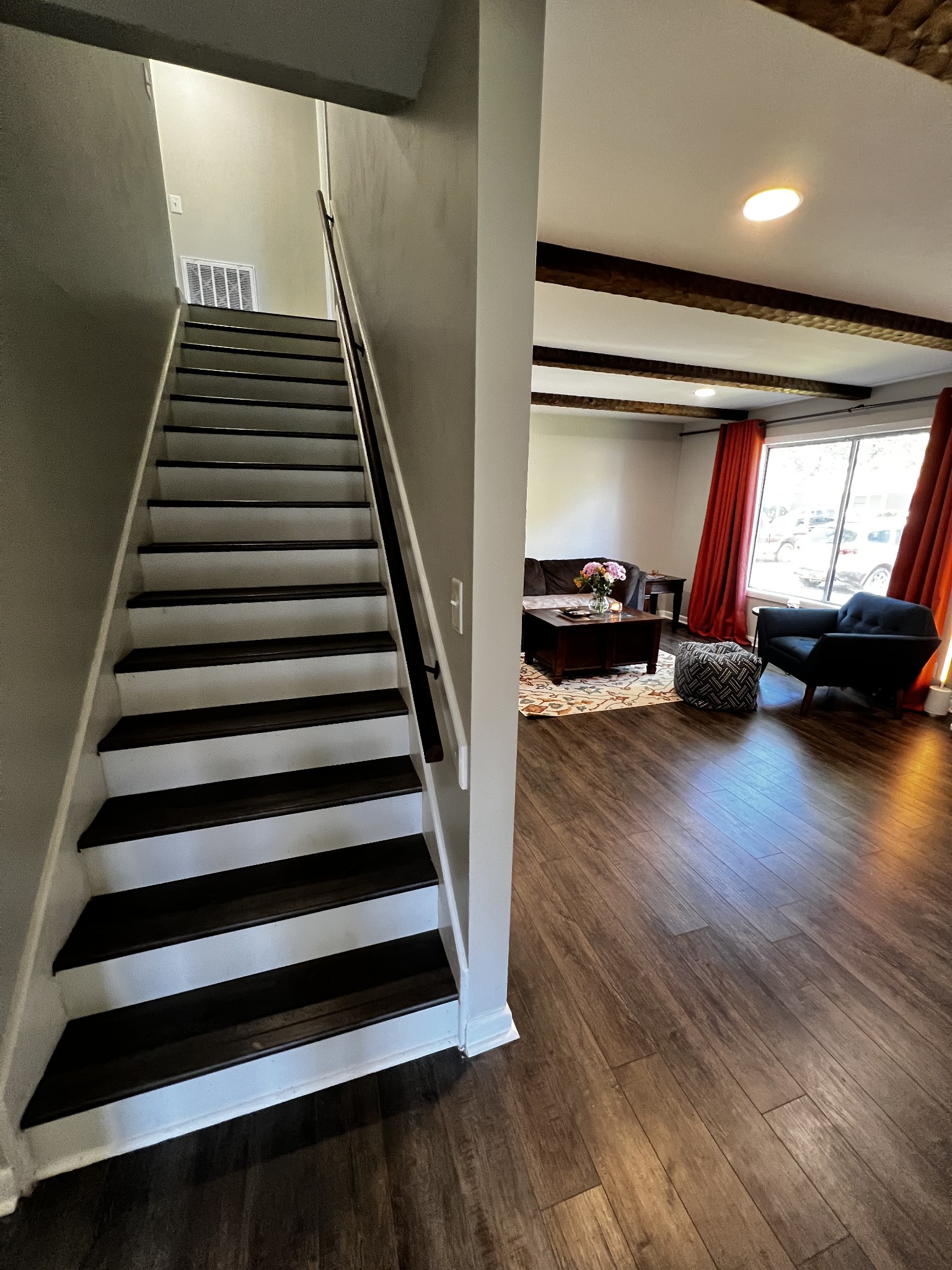 851 Todd Preis Dr