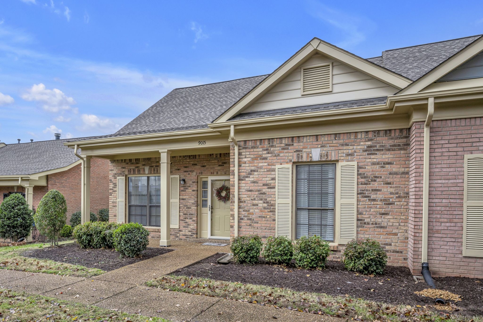 9015 Sawyer Brown Rd