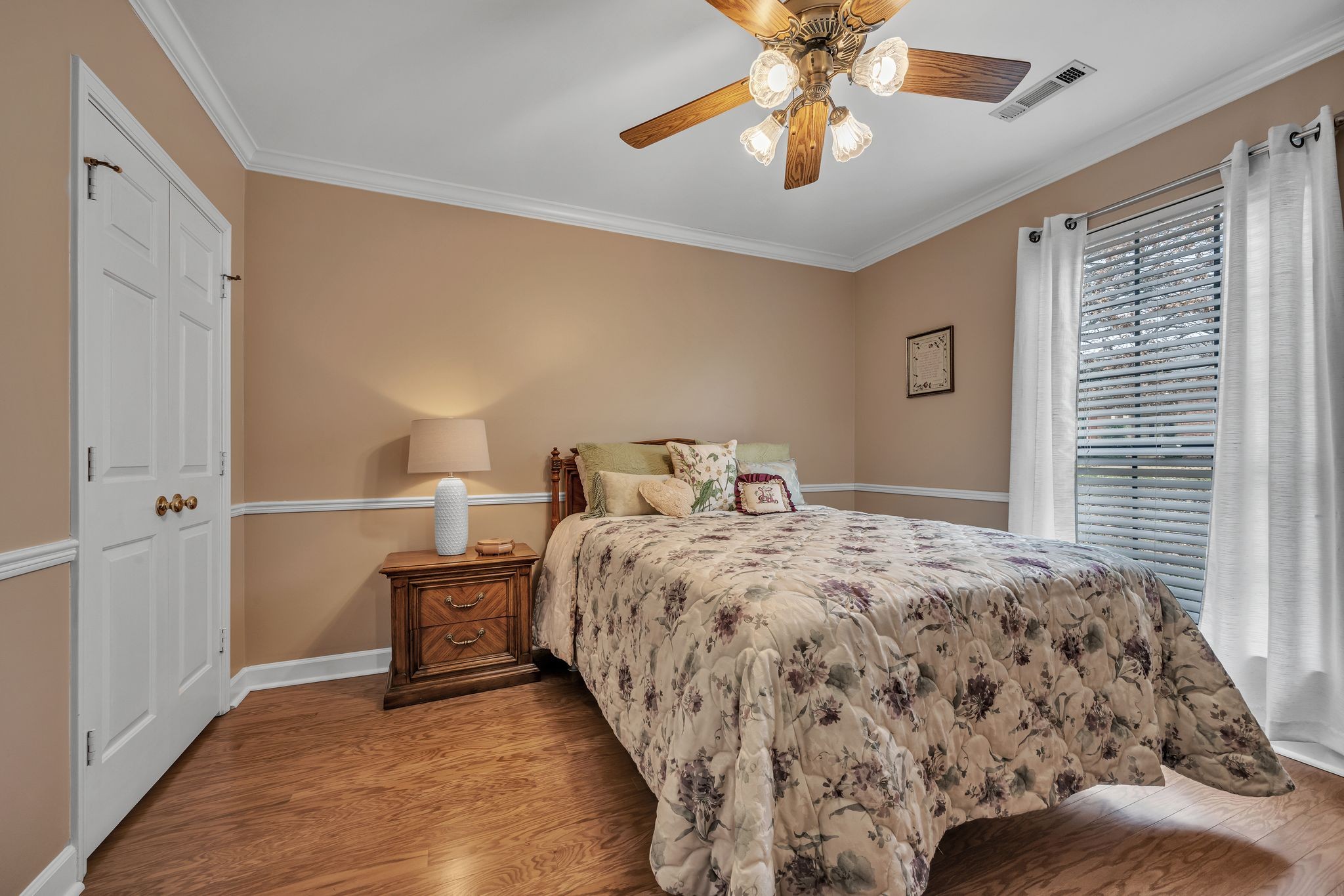 9015 Sawyer Brown Rd