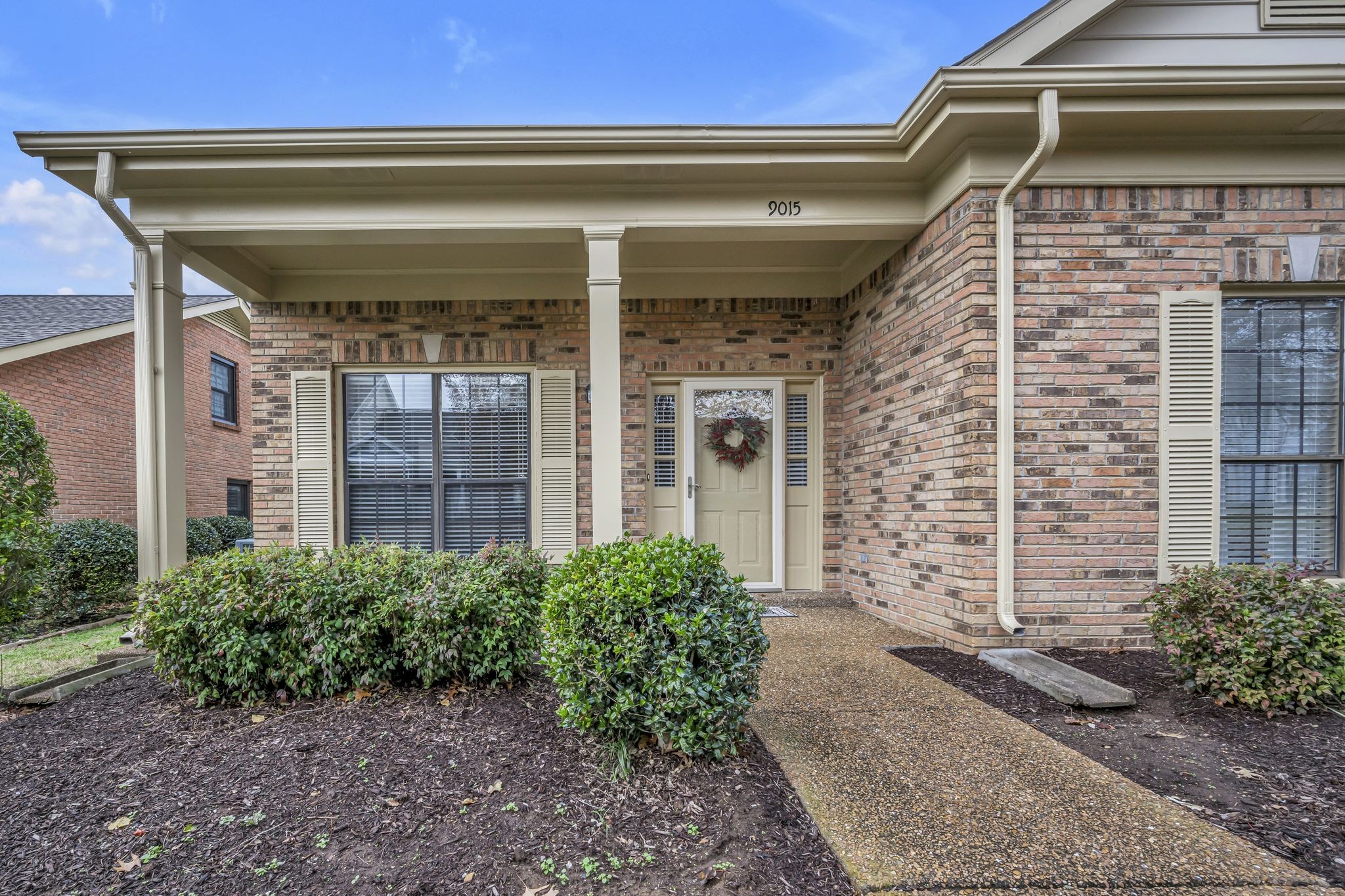 9015 Sawyer Brown Rd