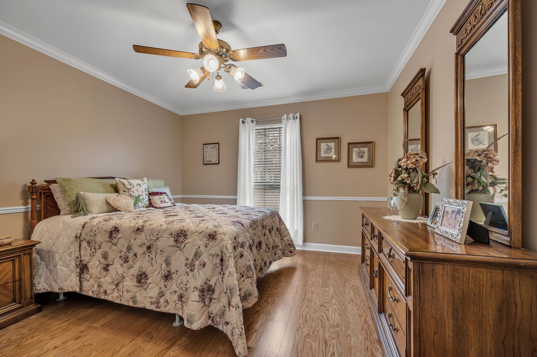 9015 Sawyer Brown Rd