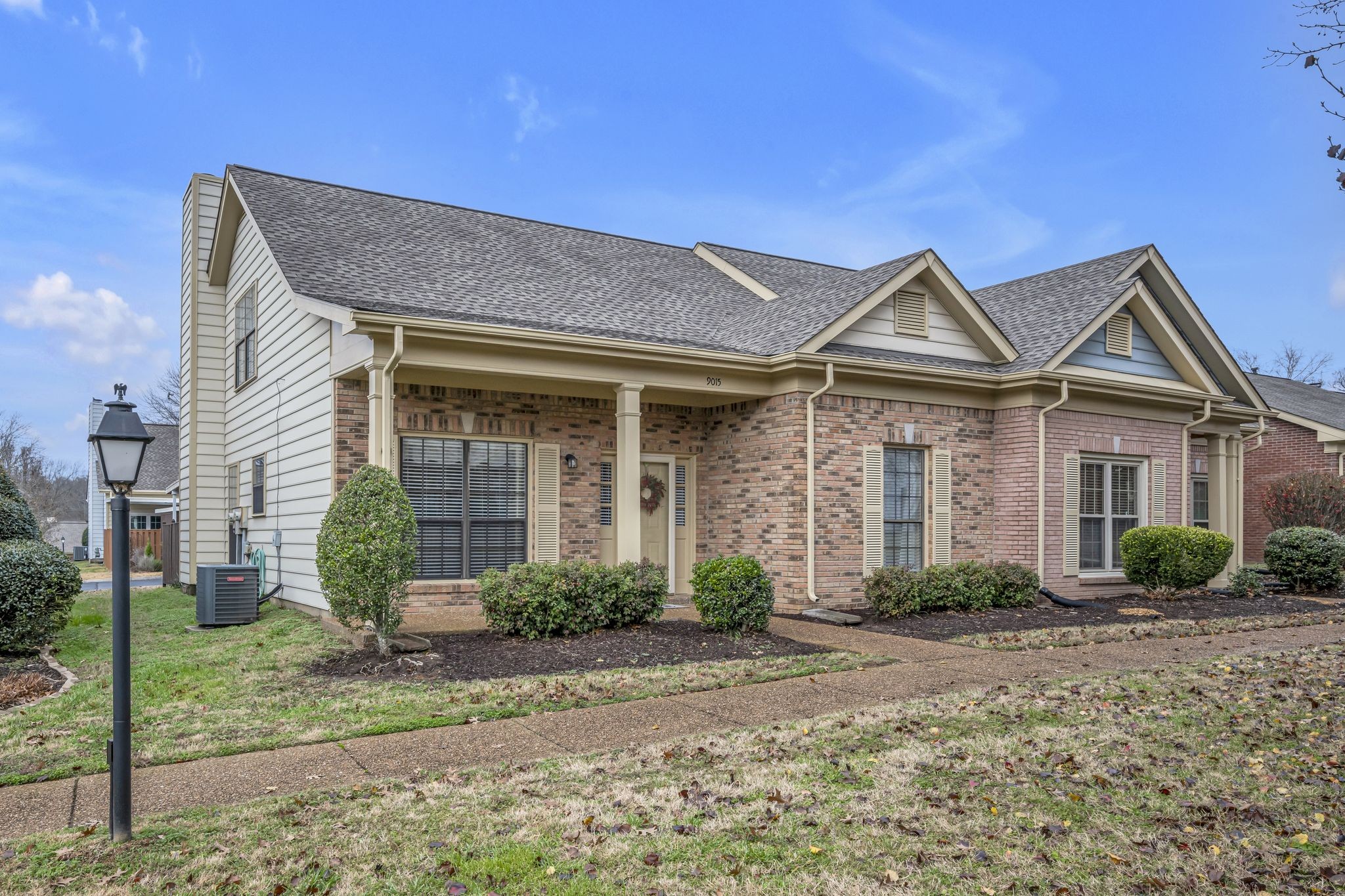 9015 Sawyer Brown Rd