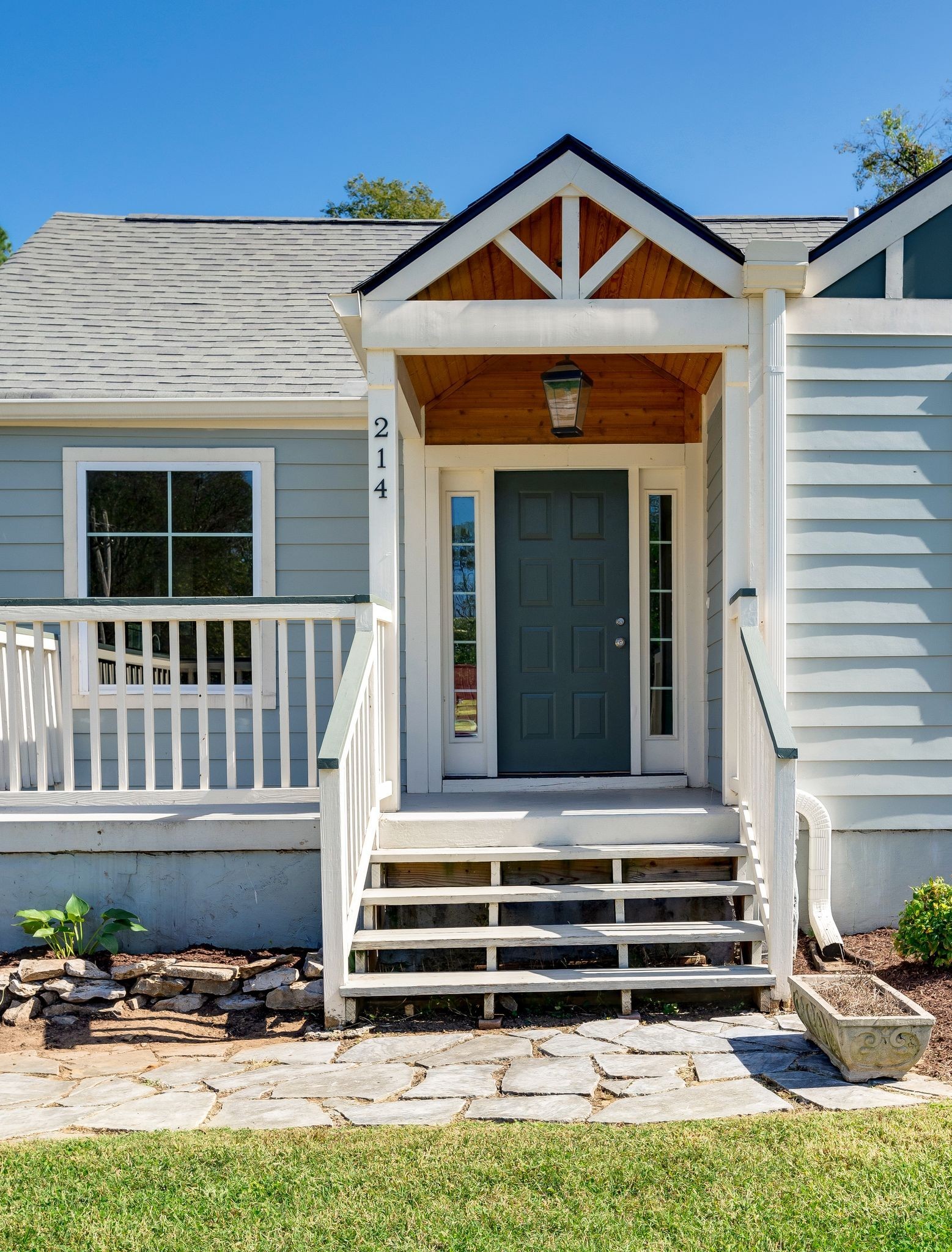 214 Anthony Ave