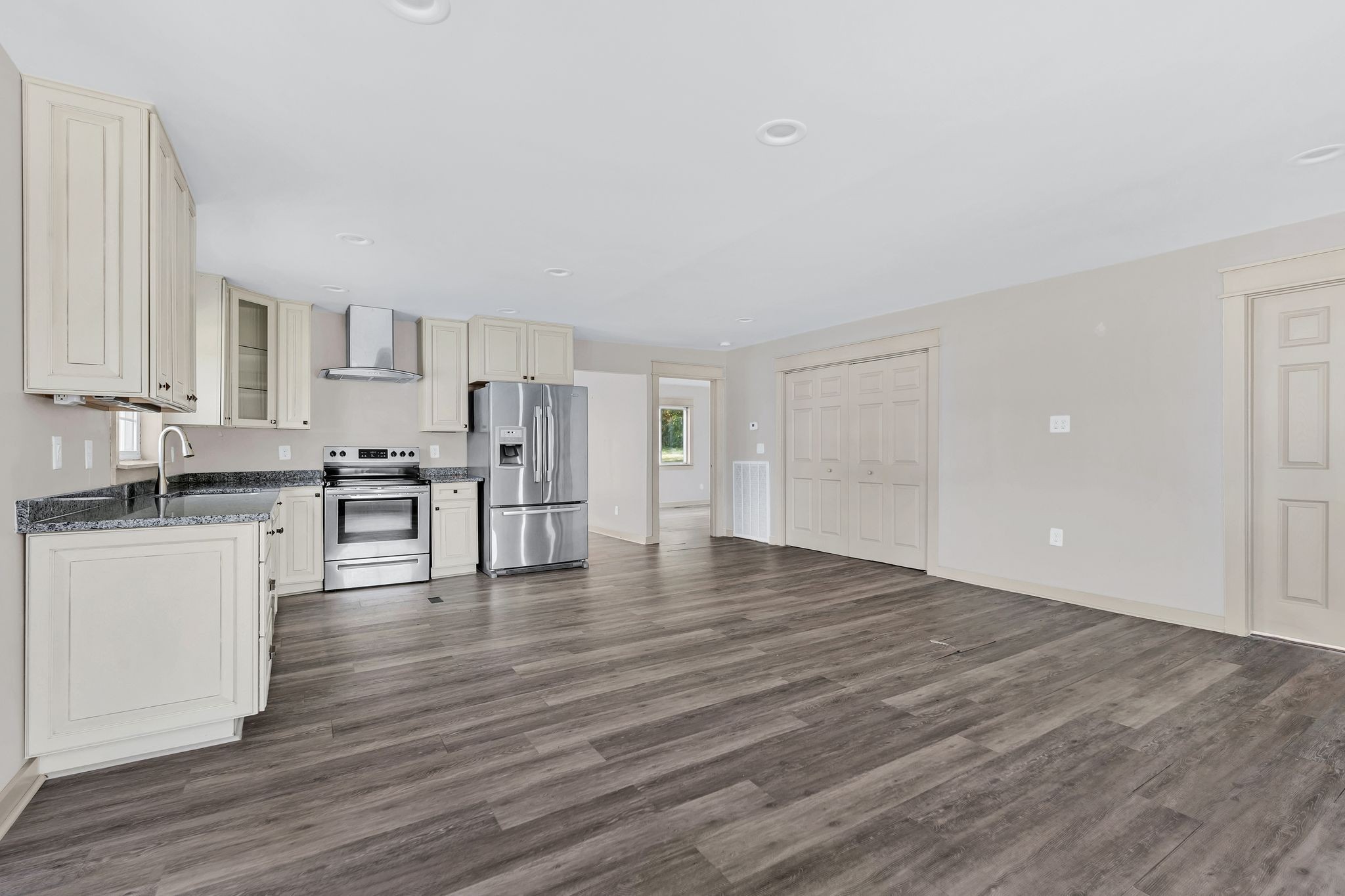 214 Anthony Ave