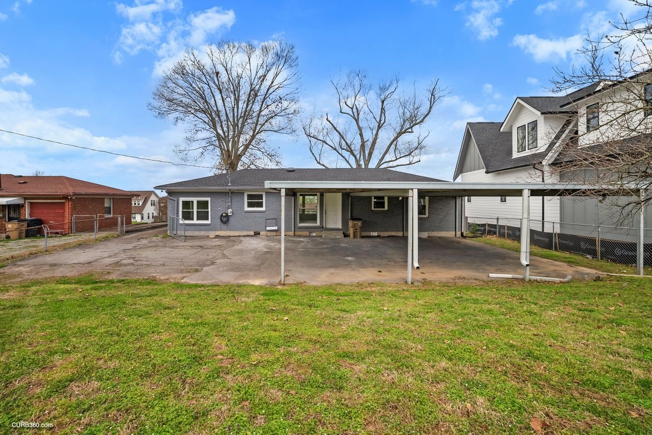 2805 Paden Dr
