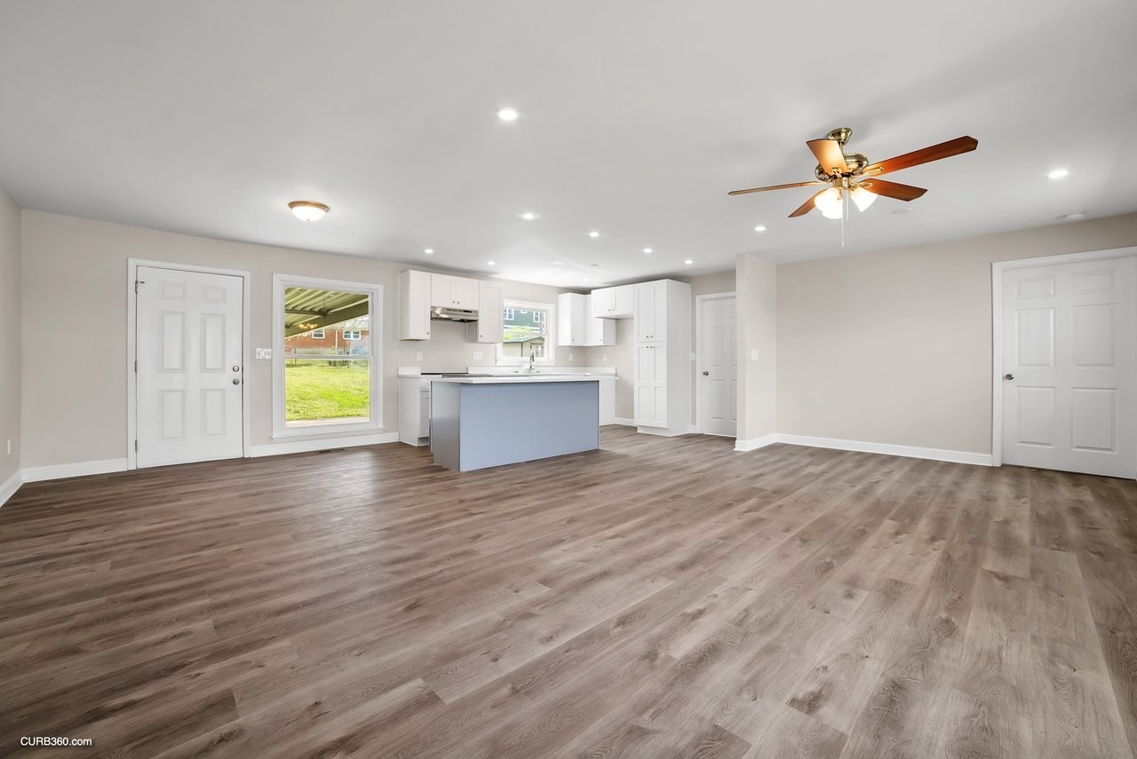 2805 Paden Dr