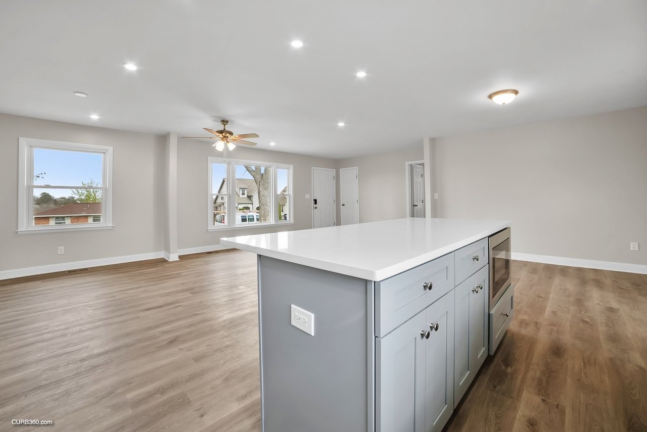 2805 Paden Dr