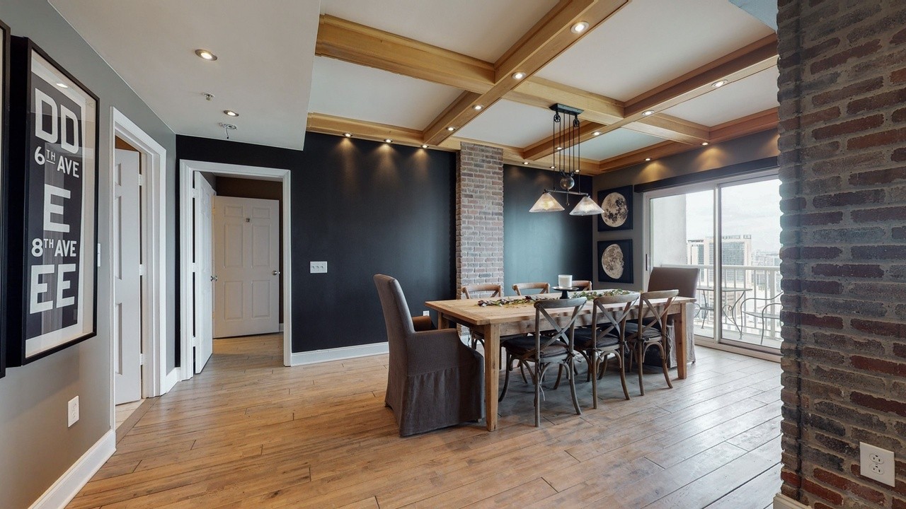 555 Church St Unit: 2302