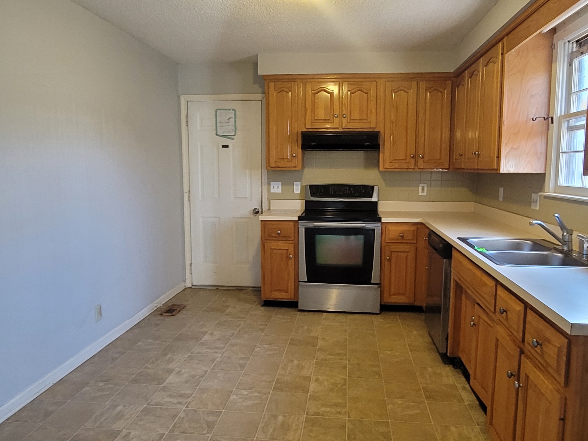 314 Ridgeline Dr