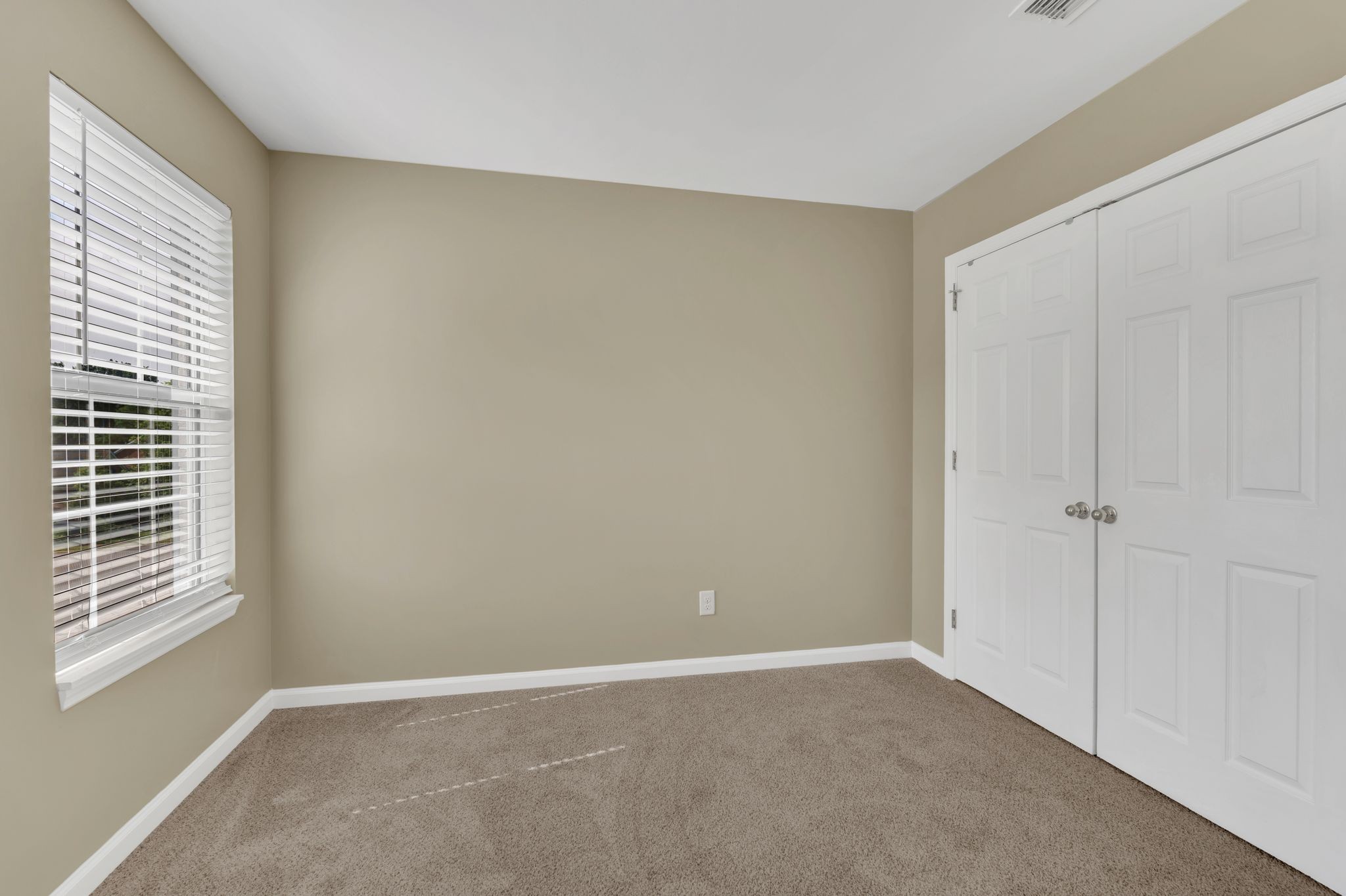 405 Ramble Wood Circle