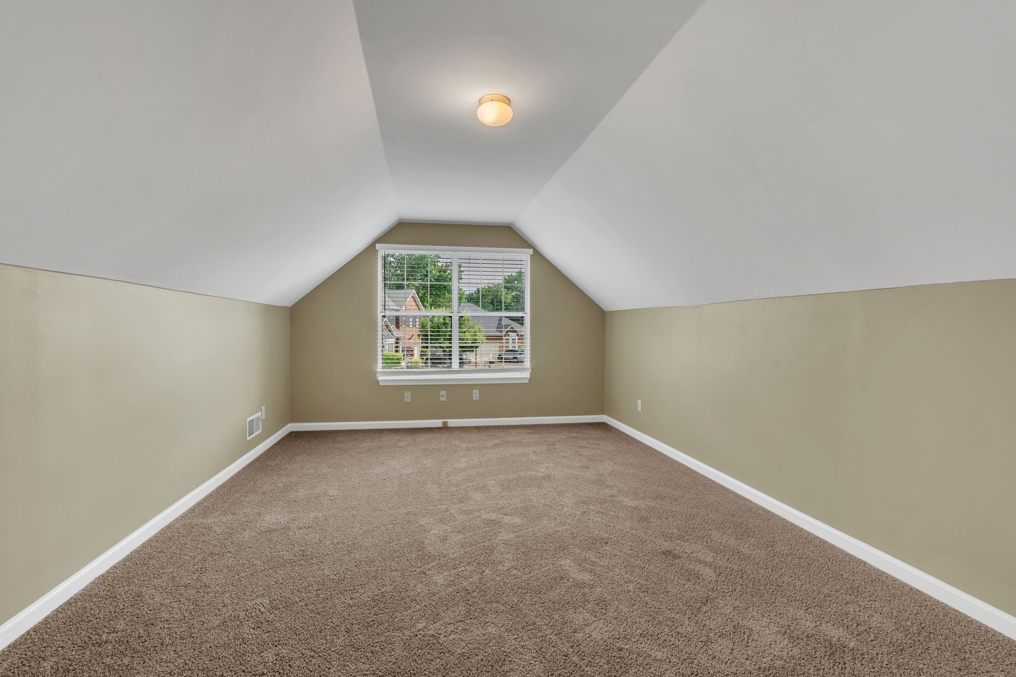 405 Ramble Wood Circle