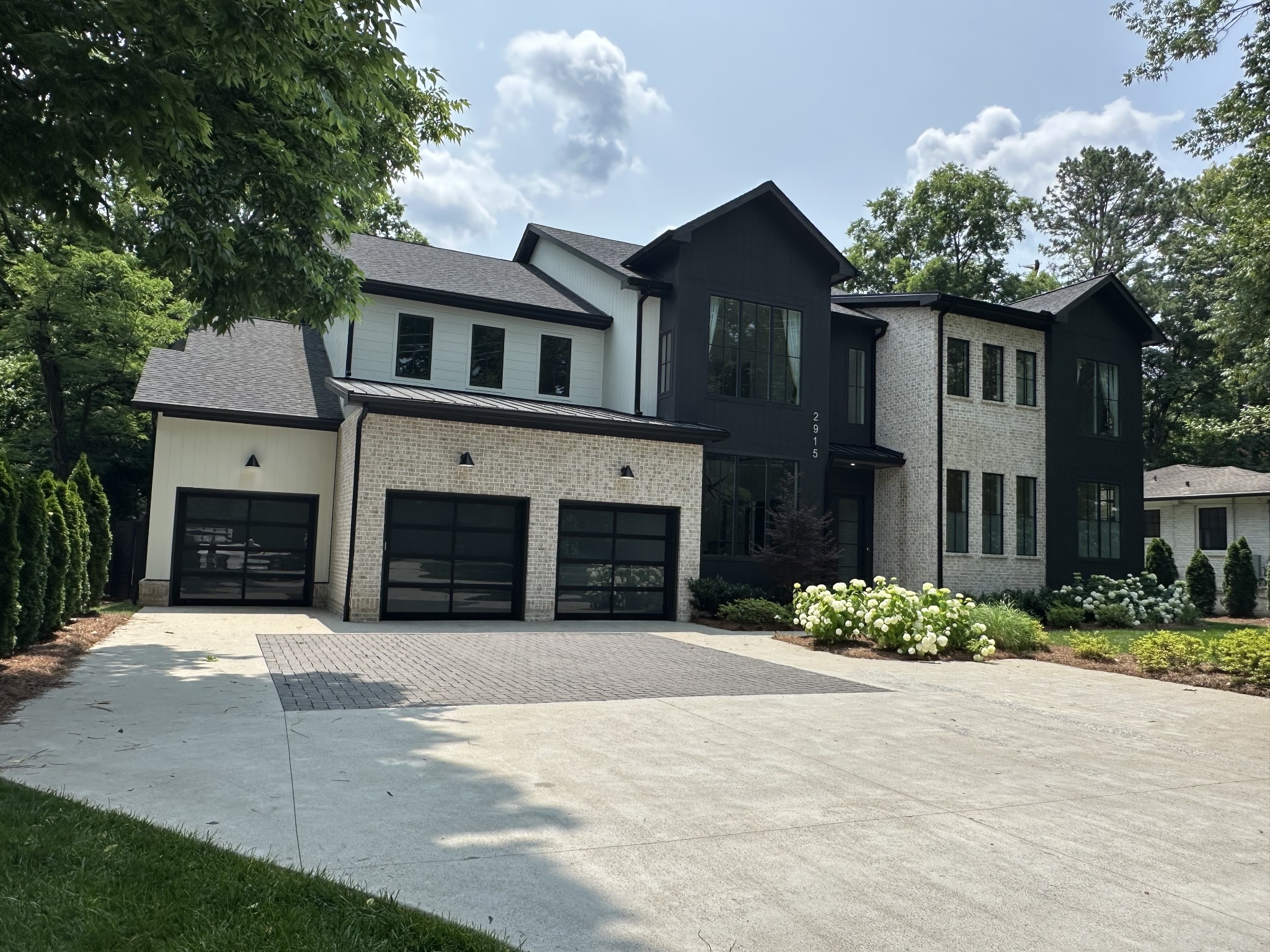 2915 Compton Rd