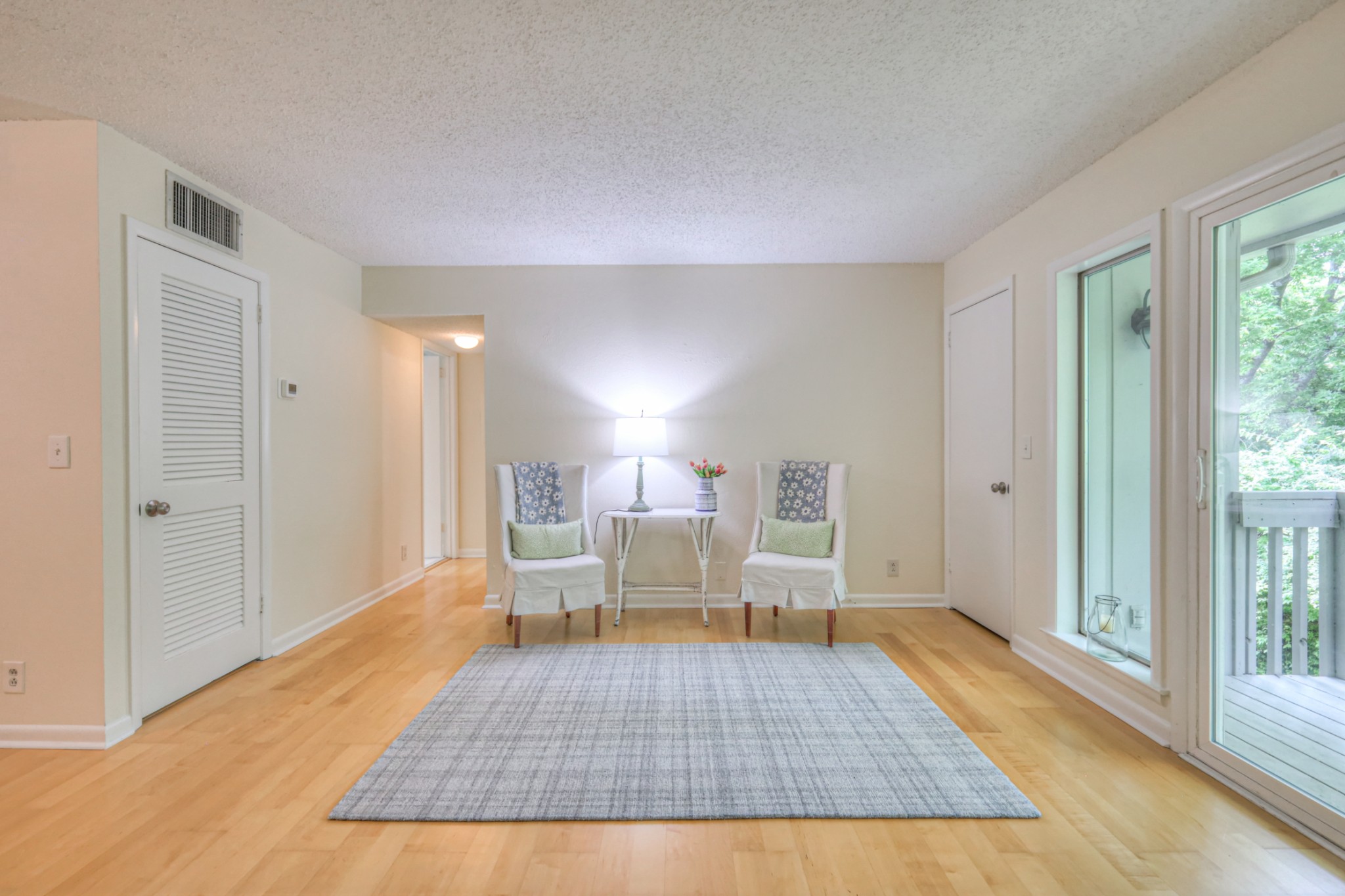 21 Vaughns Gap Rd Unit: J163