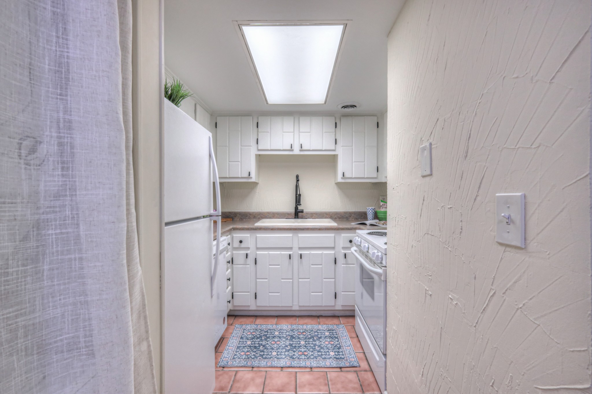 21 Vaughns Gap Rd Unit: J163